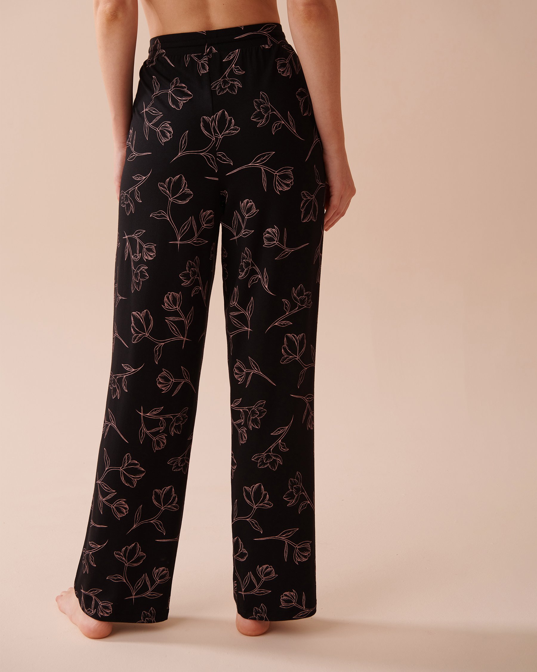 LA VIE EN ROSE Pantalon modal et bordure en dentelle Floral noir et rose poudré 40200579 - Voir2