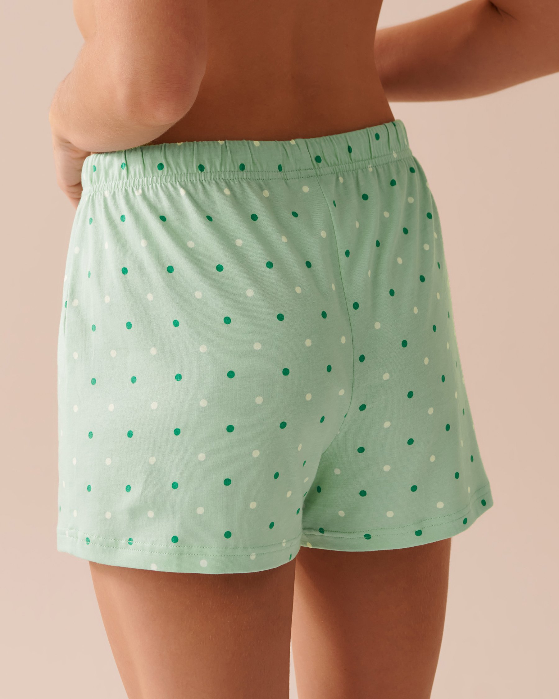 LA VIE EN ROSE Ensemble pyjama à imprimé à pois avec chemisier Petits pois pistache 40400066 - Voir5