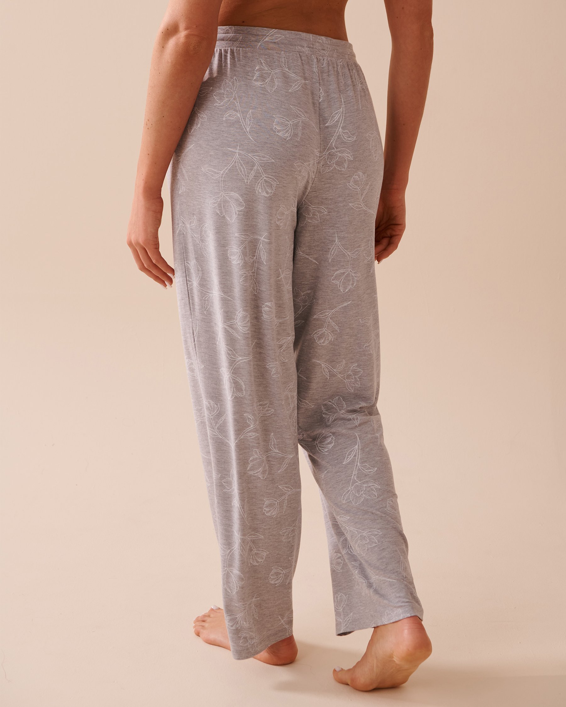 LA VIE EN ROSE Pantalon modal et bordure en dentelle Floral gris et blanc 40200579 - View2