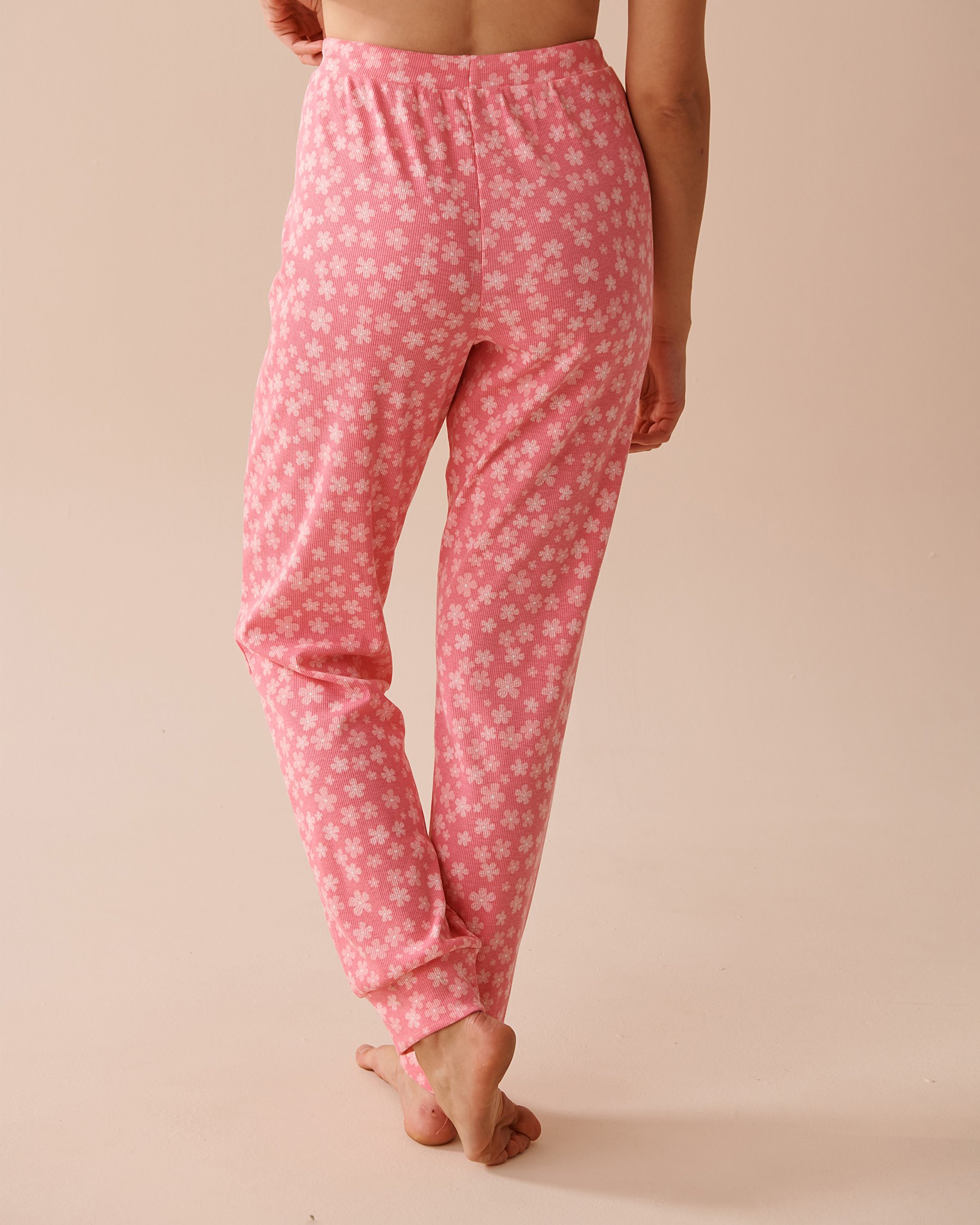 LA VIE EN ROSE Lettuce Edge Ribbed Jogger Pajama Pants Pink Flower Garden 40200578 - View2