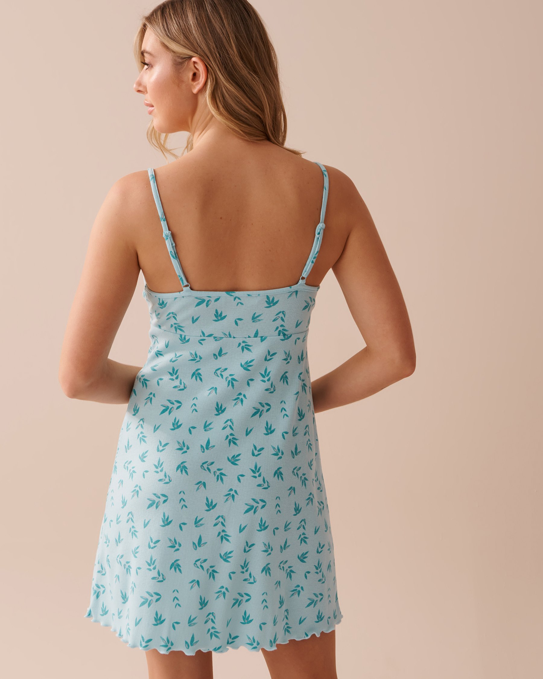 LA VIE EN ROSE Lettuce Edge Ribbed Nightie Sea Leaves 40500359 - View2