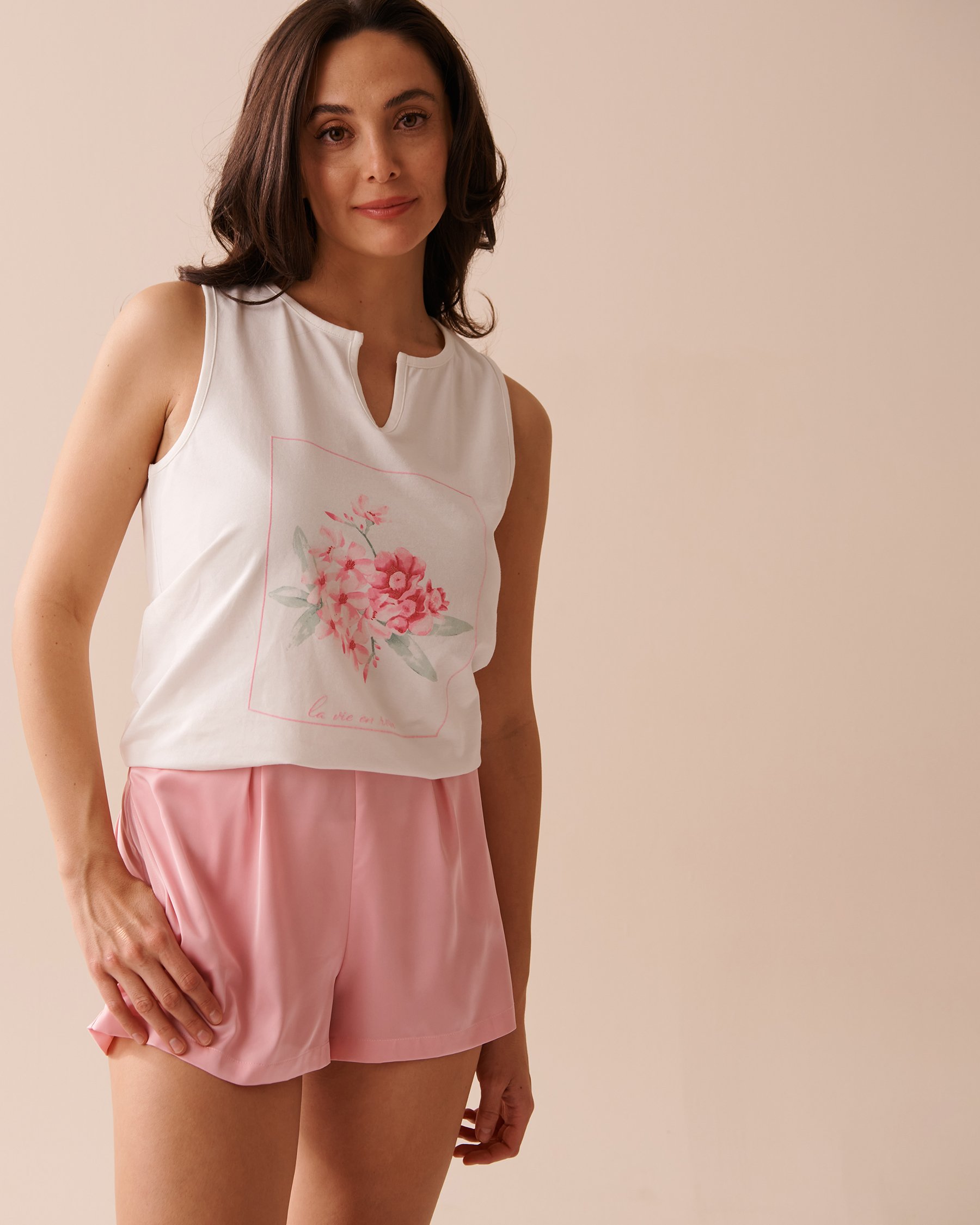 LA VIE EN ROSE Camisole en coton à fleurs roses Blanc 40100580 - Voir5