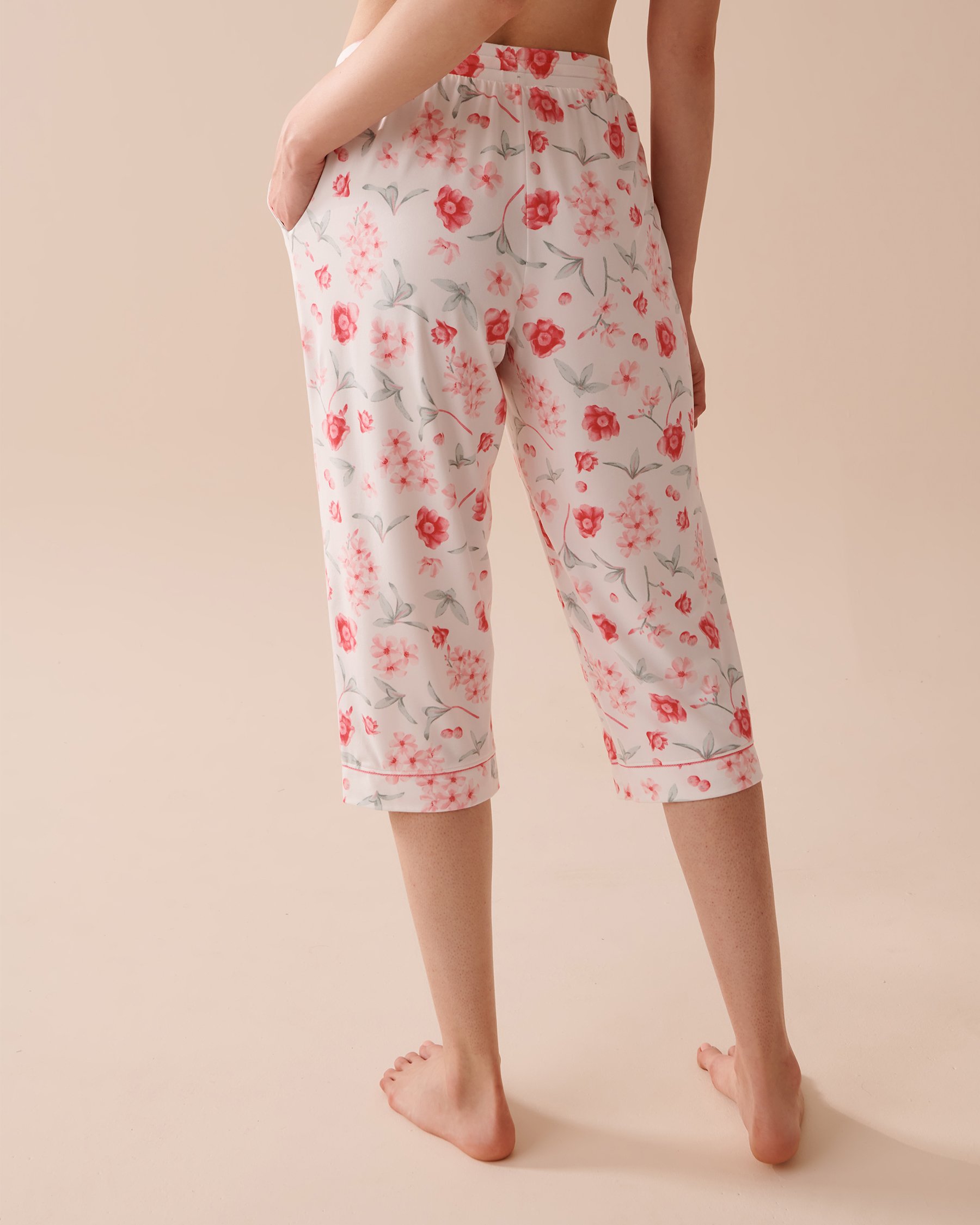 LA VIE EN ROSE Pink Floral Super Soft Capris Pink Flower Garden 40200566 - View2