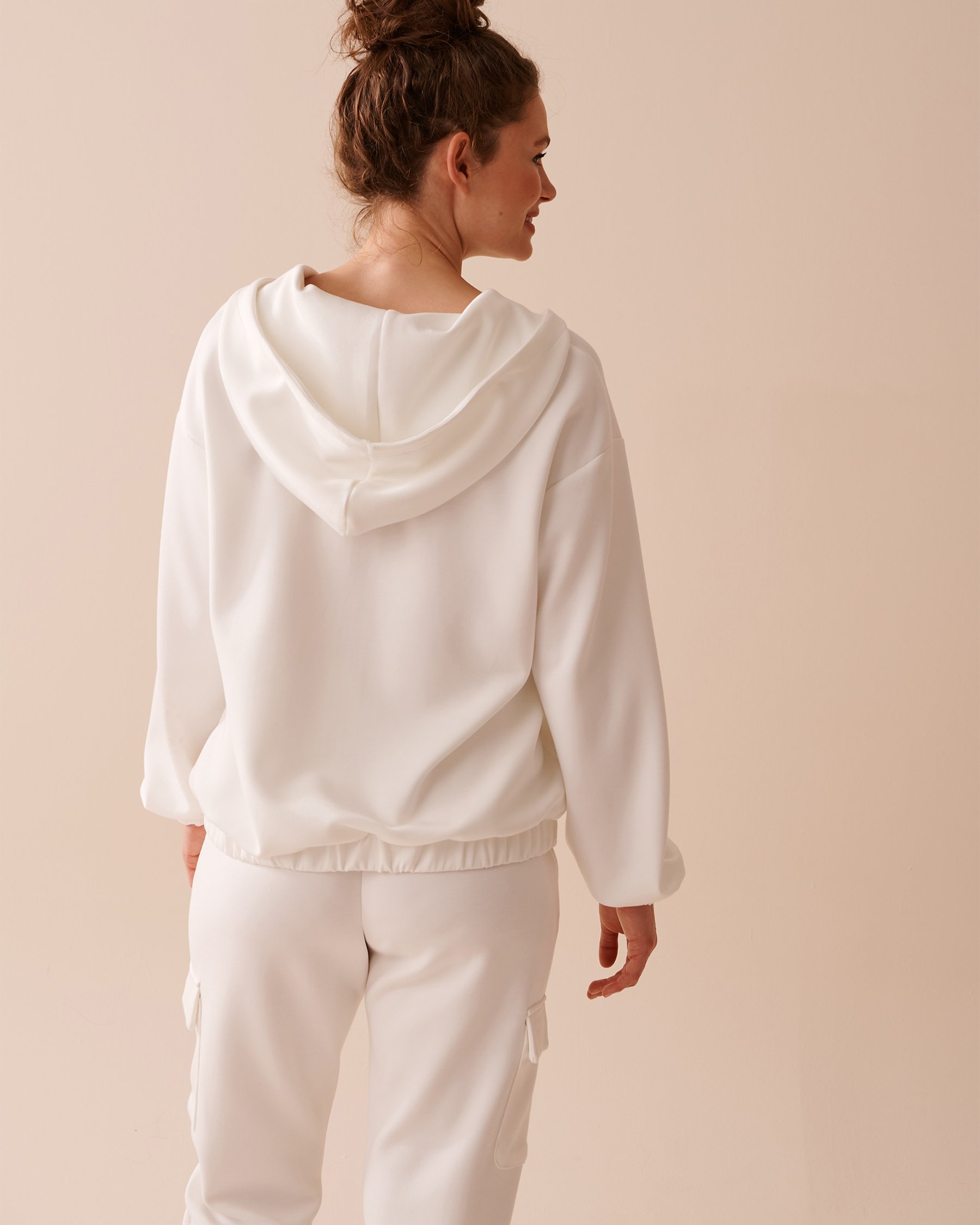 LA VIE EN ROSE Zip-up Hoodie White 50100085 - View2