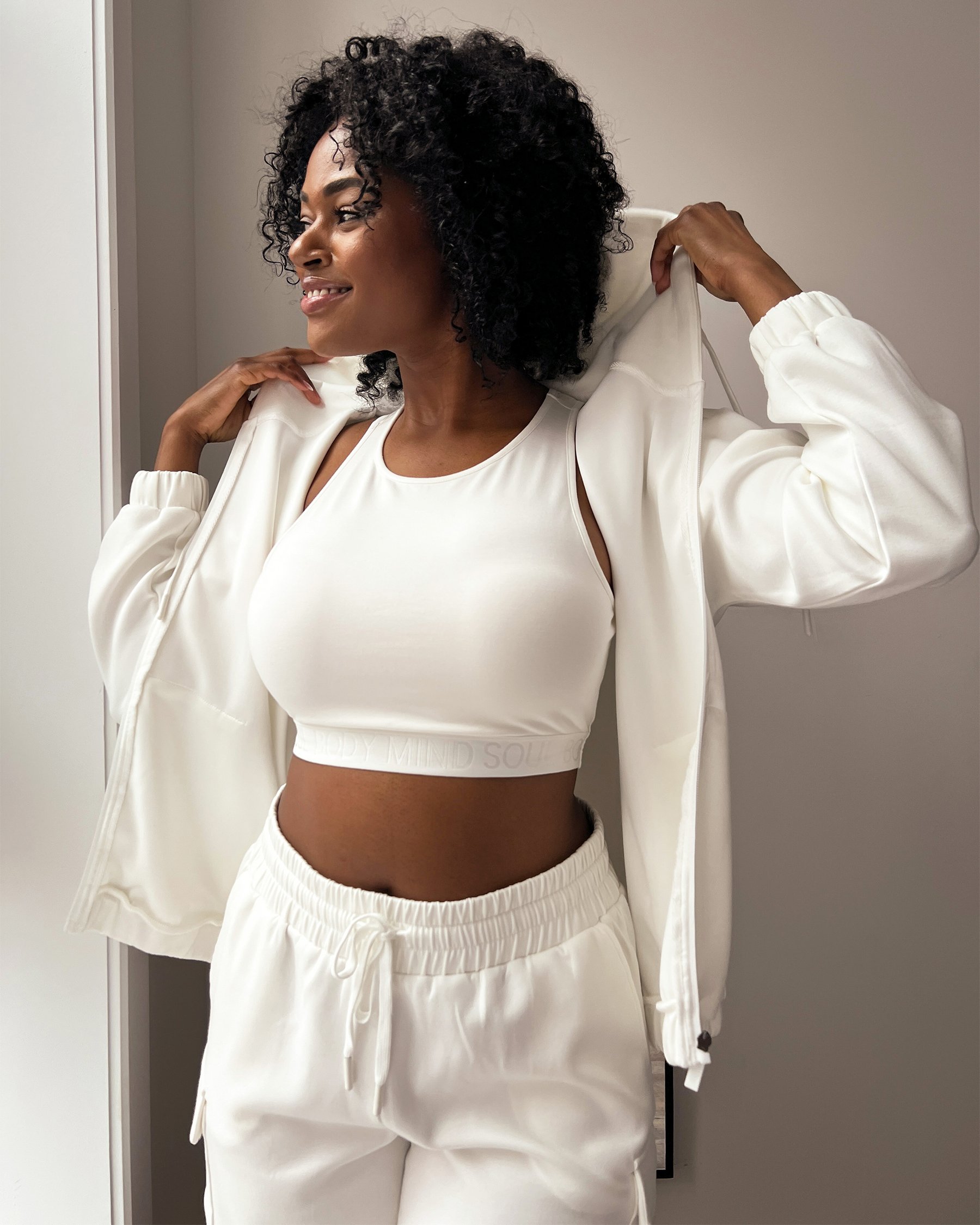 LA VIE EN ROSE Zip-up Hoodie White 50100085 - View6