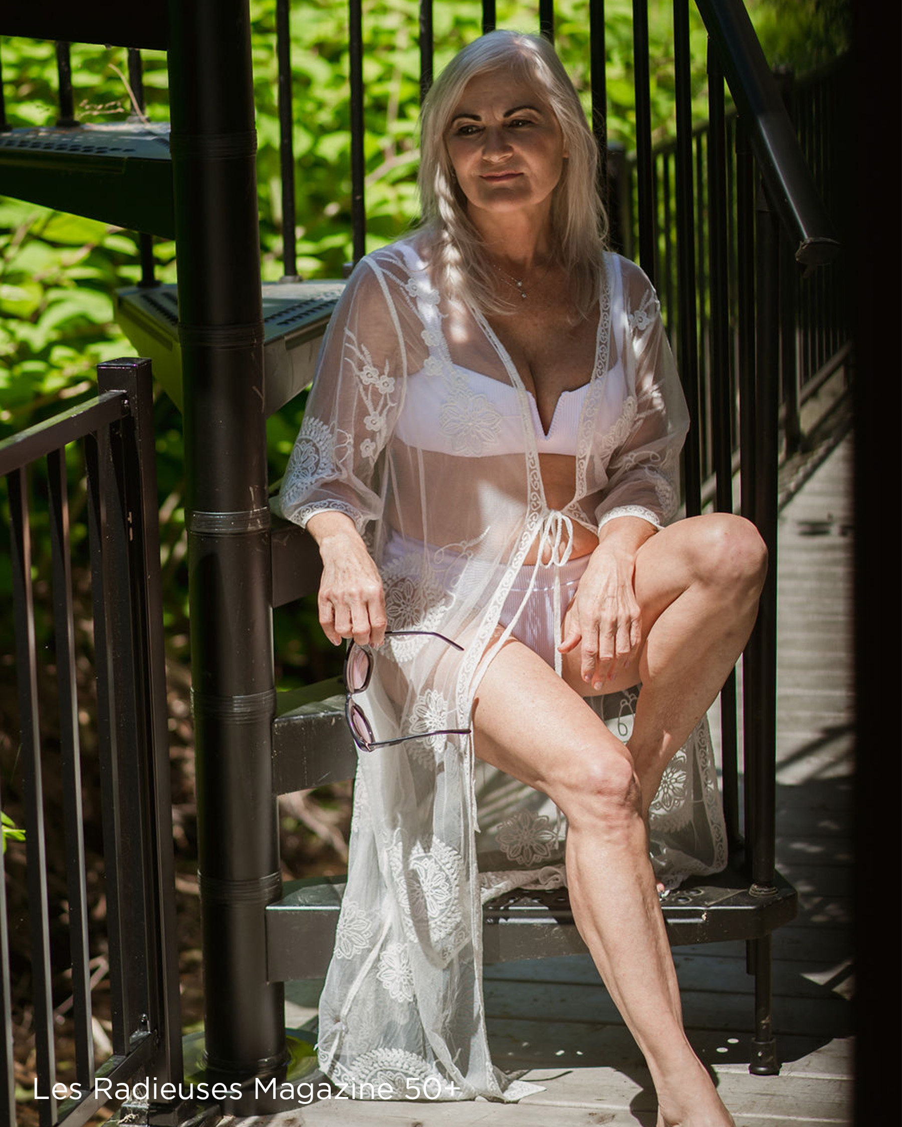 LA VIE EN ROSE AQUA Caftan en résille brodée Blanc 80400054 - Voir5