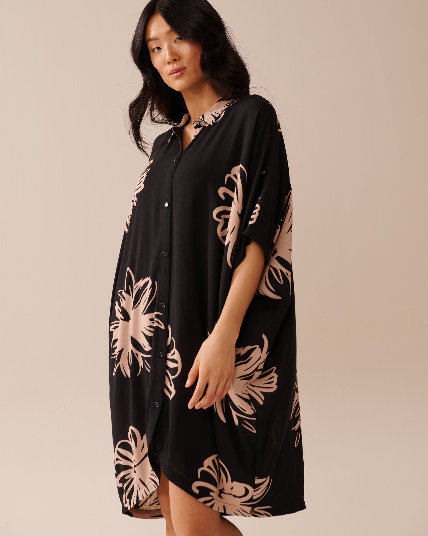 LA VIE EN ROSE AQUA Chemise longue en gaze Hibiscus noir 80100035 - View5