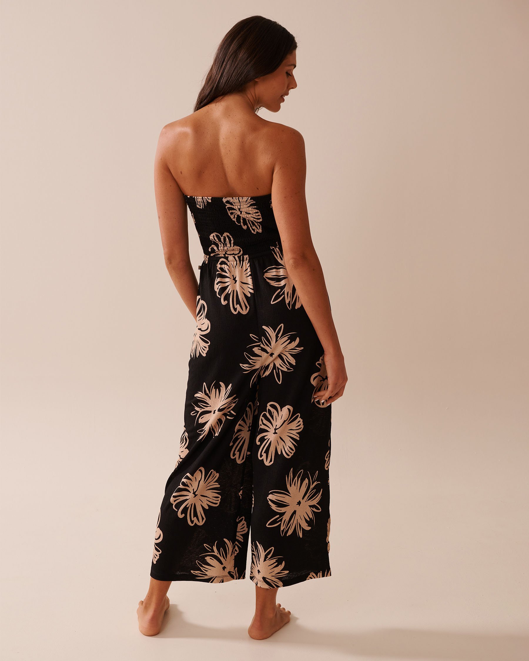 LA VIE EN ROSE AQUA Floral Sleeveless Jumpsuit Black Hibiscus 80300119 - View3
