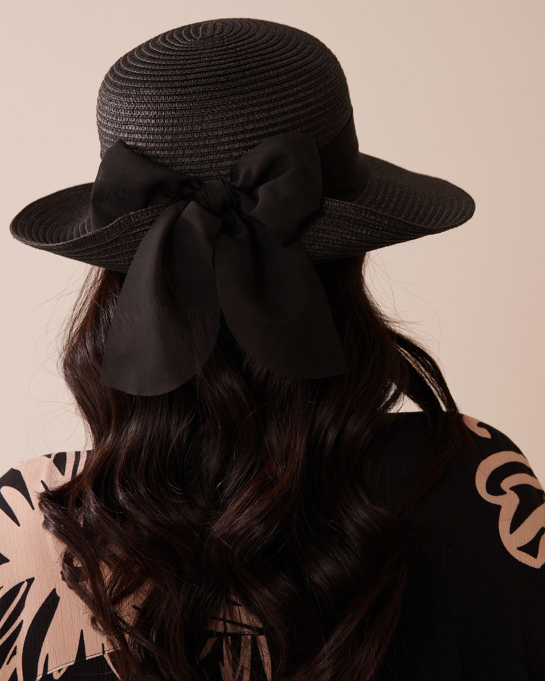 LA VIE EN ROSE AQUA Cloche Hat with Ribbon Black 80500108 - View4