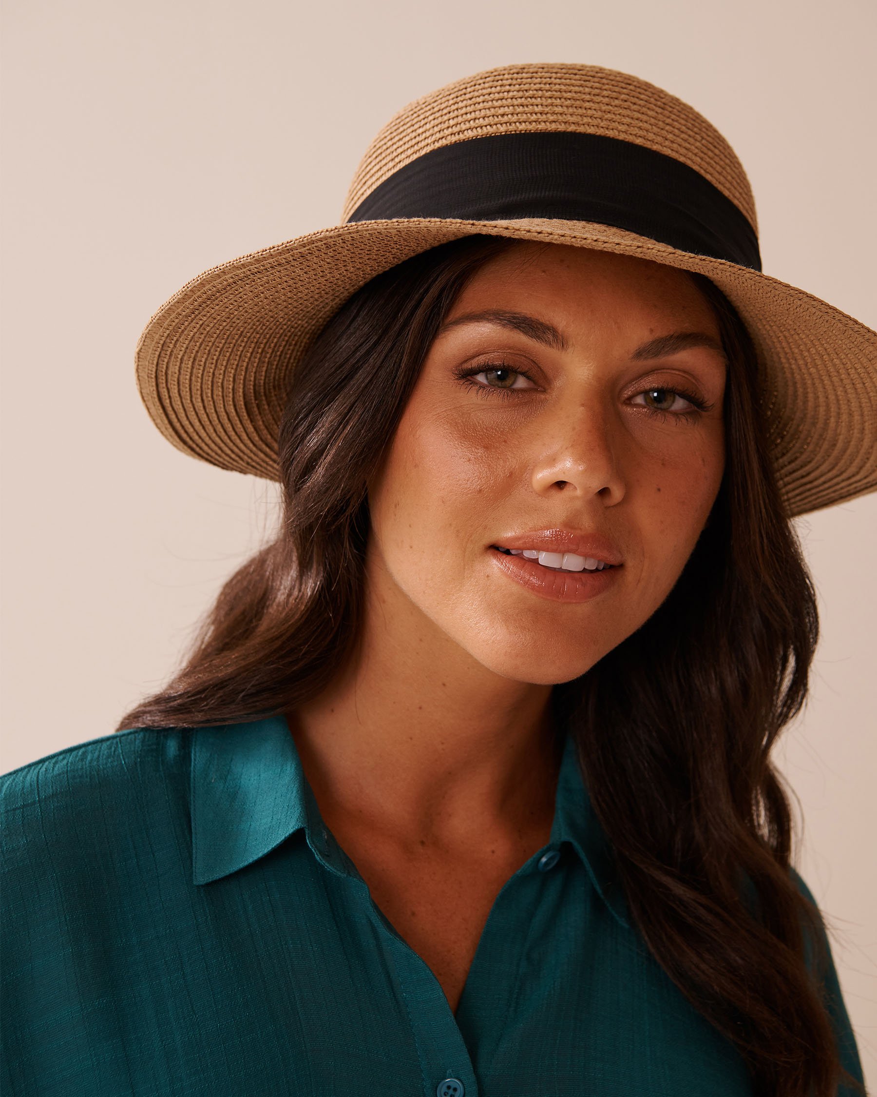 LA VIE EN ROSE AQUA Chapeau cloche avec ruban Paille 80500108 - Voir3