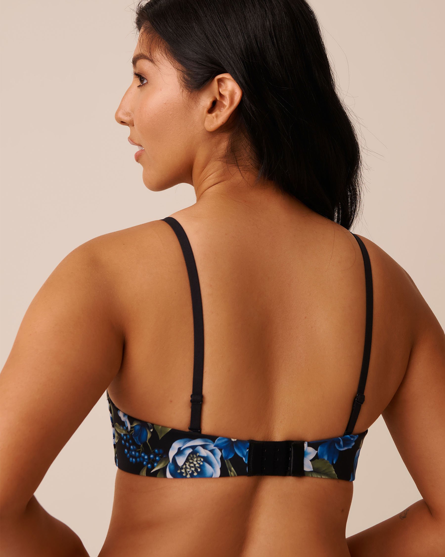 LA VIE EN ROSE Lightly Lined Memory Foam Strapless Bra Blue Rose Garden 10200523 - View7