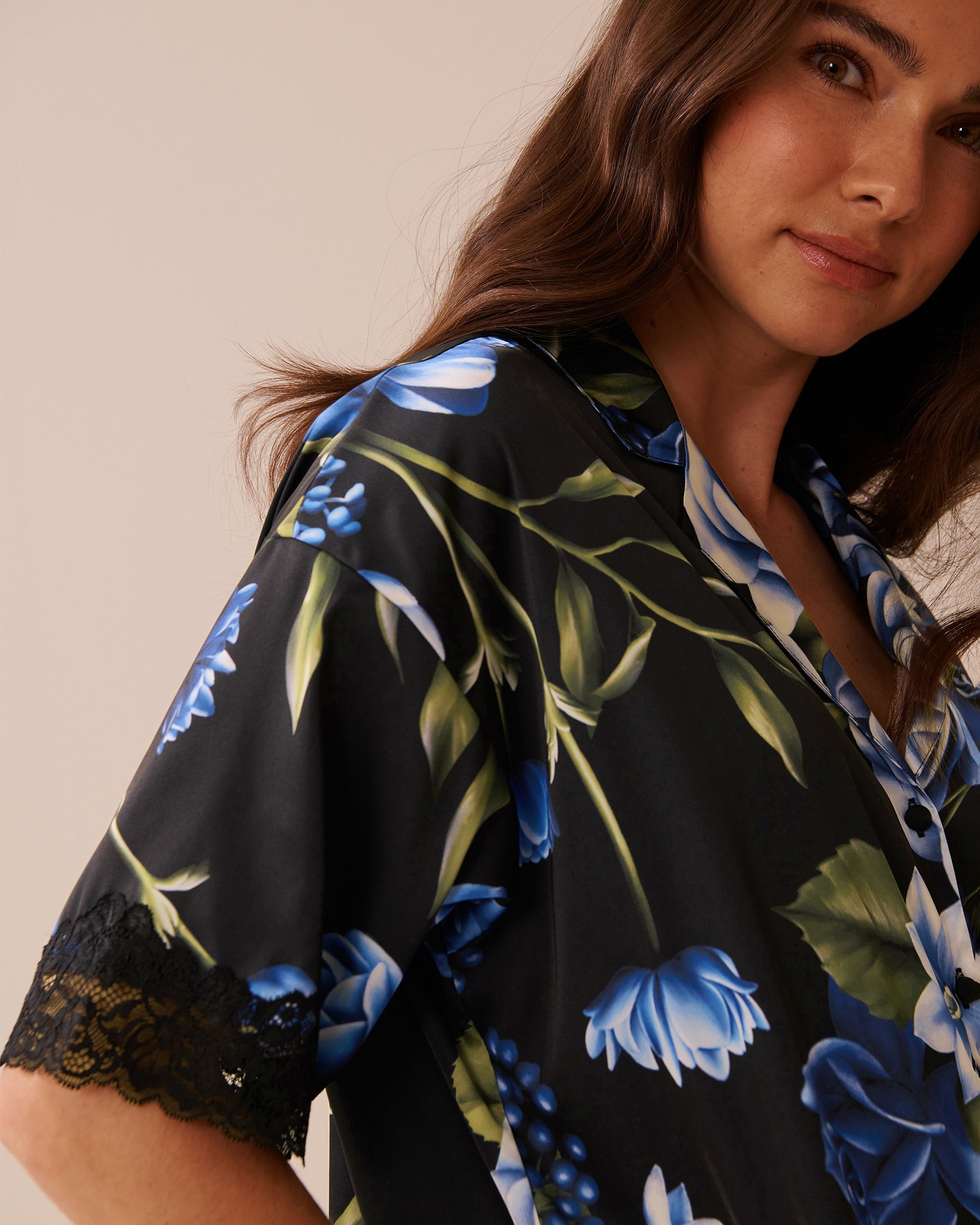 LA VIE EN ROSE Rose Print Satin and Lace Trim Button-down Shirt Blue Rose Garden 60100143 - View3