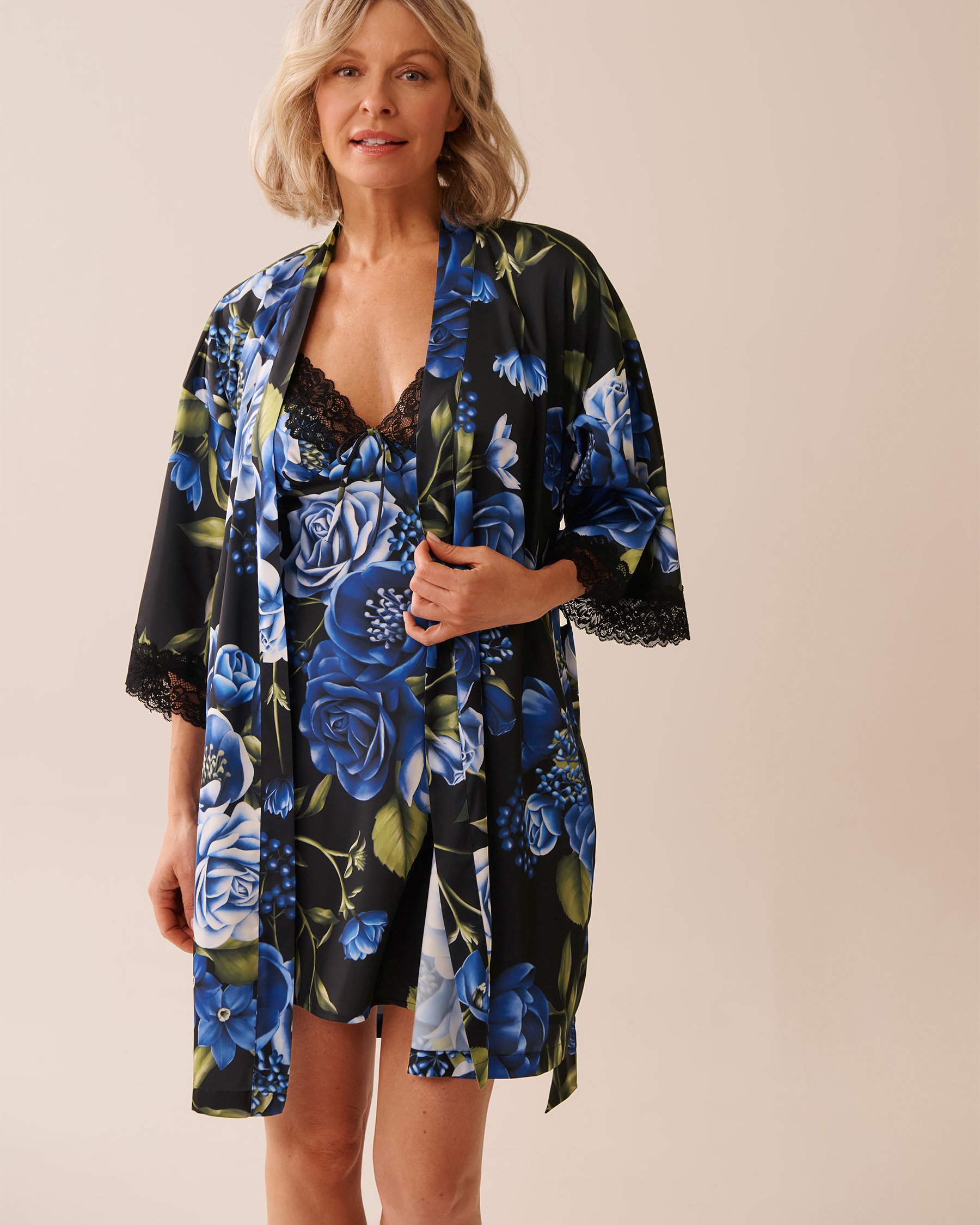 LA VIE EN ROSE Rose Print Satin and Lace Trim Kimono Blue Rose Garden 60600097 - View3
