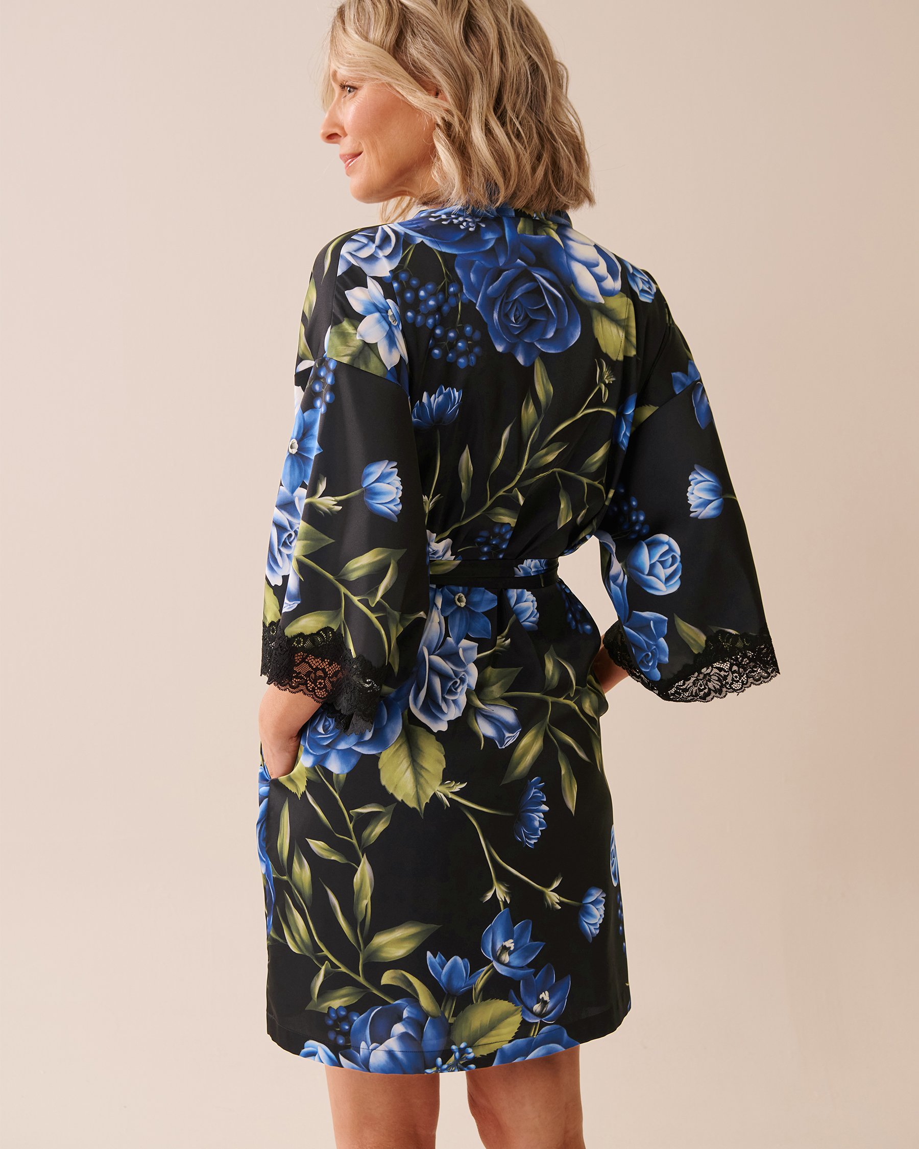 LA VIE EN ROSE Rose Print Satin and Lace Trim Kimono Blue Rose Garden 60600097 - View5