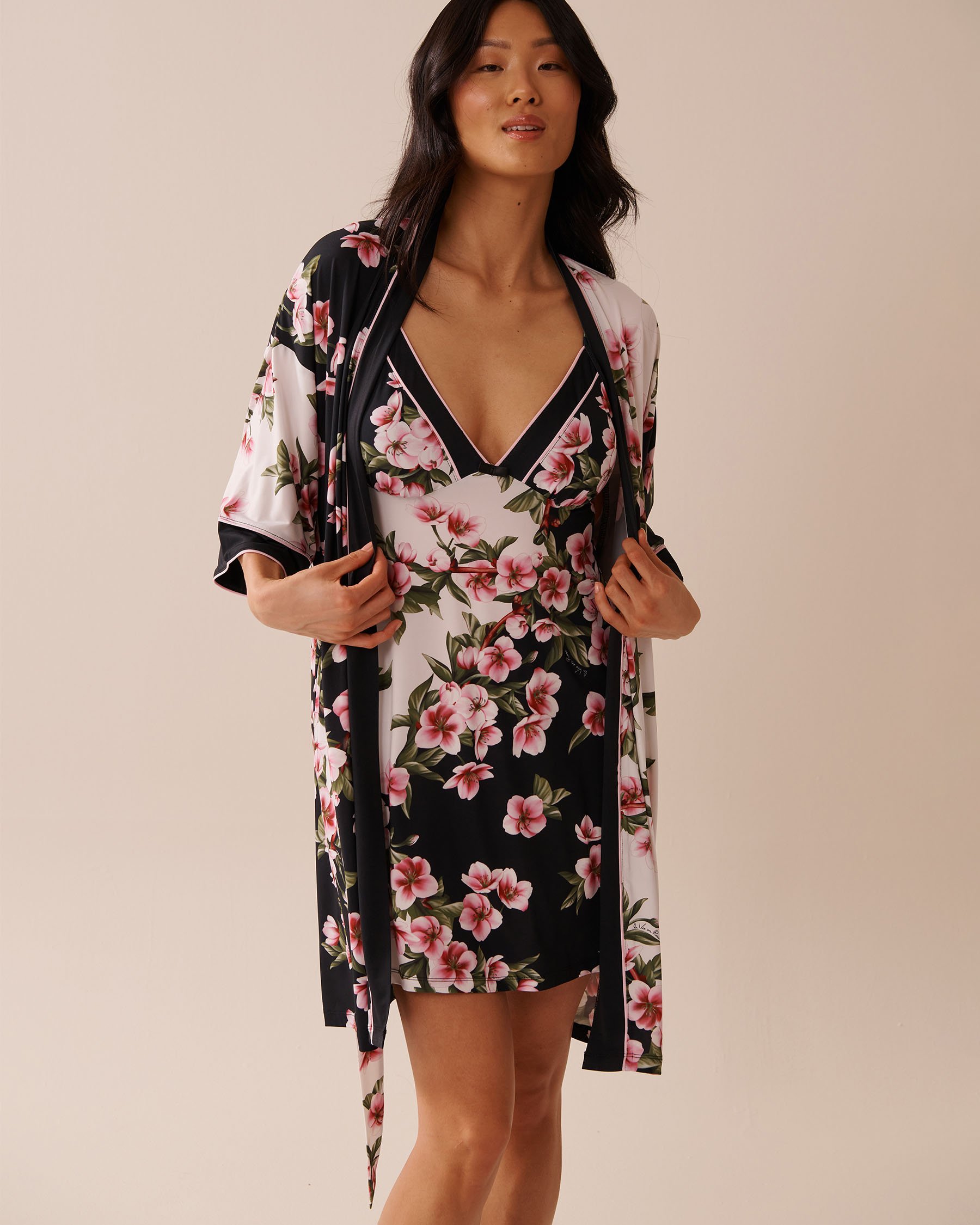 LA VIE EN ROSE Cherry Blossom Print Recycled Fibers Kimono Cherry Blossom 60600099 - View7