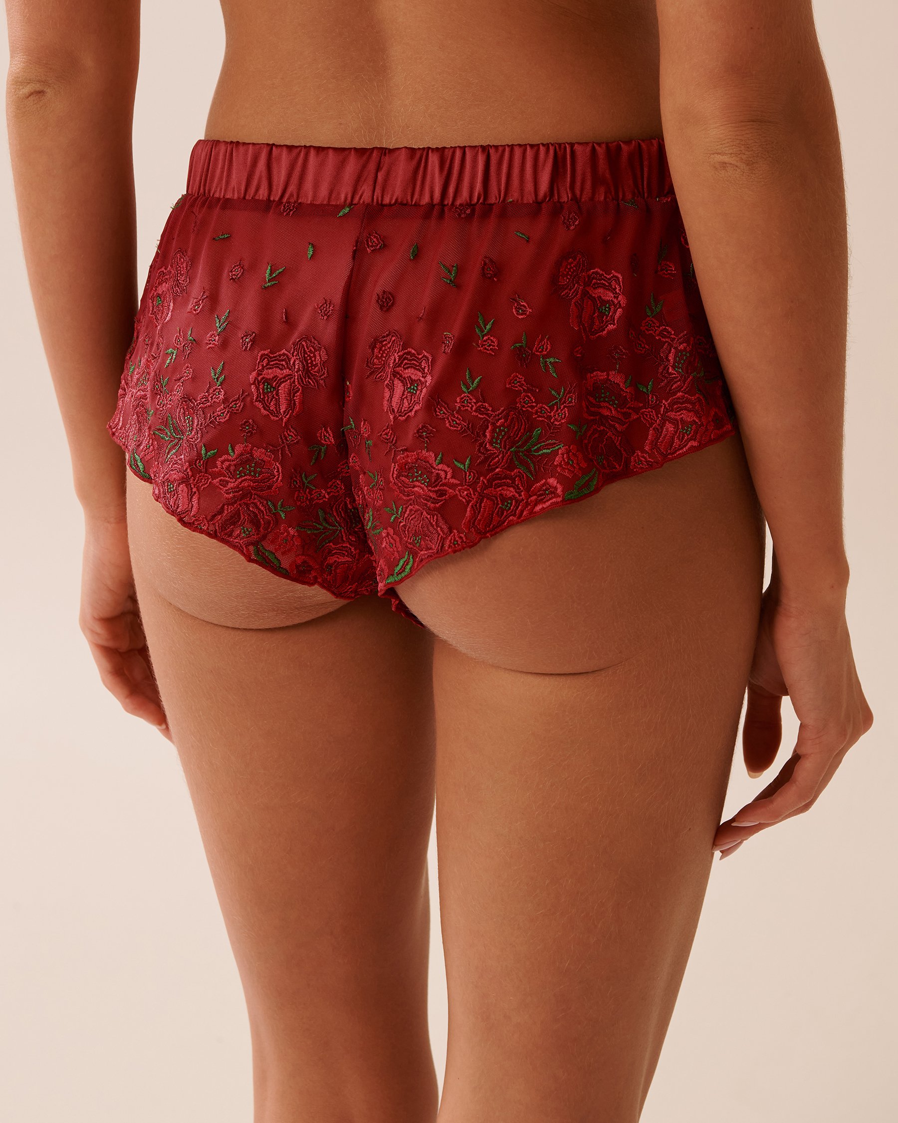 LA VIE EN ROSE Embroidered Mesh 2-piece Set Red & Green Floral 60400057 - View5