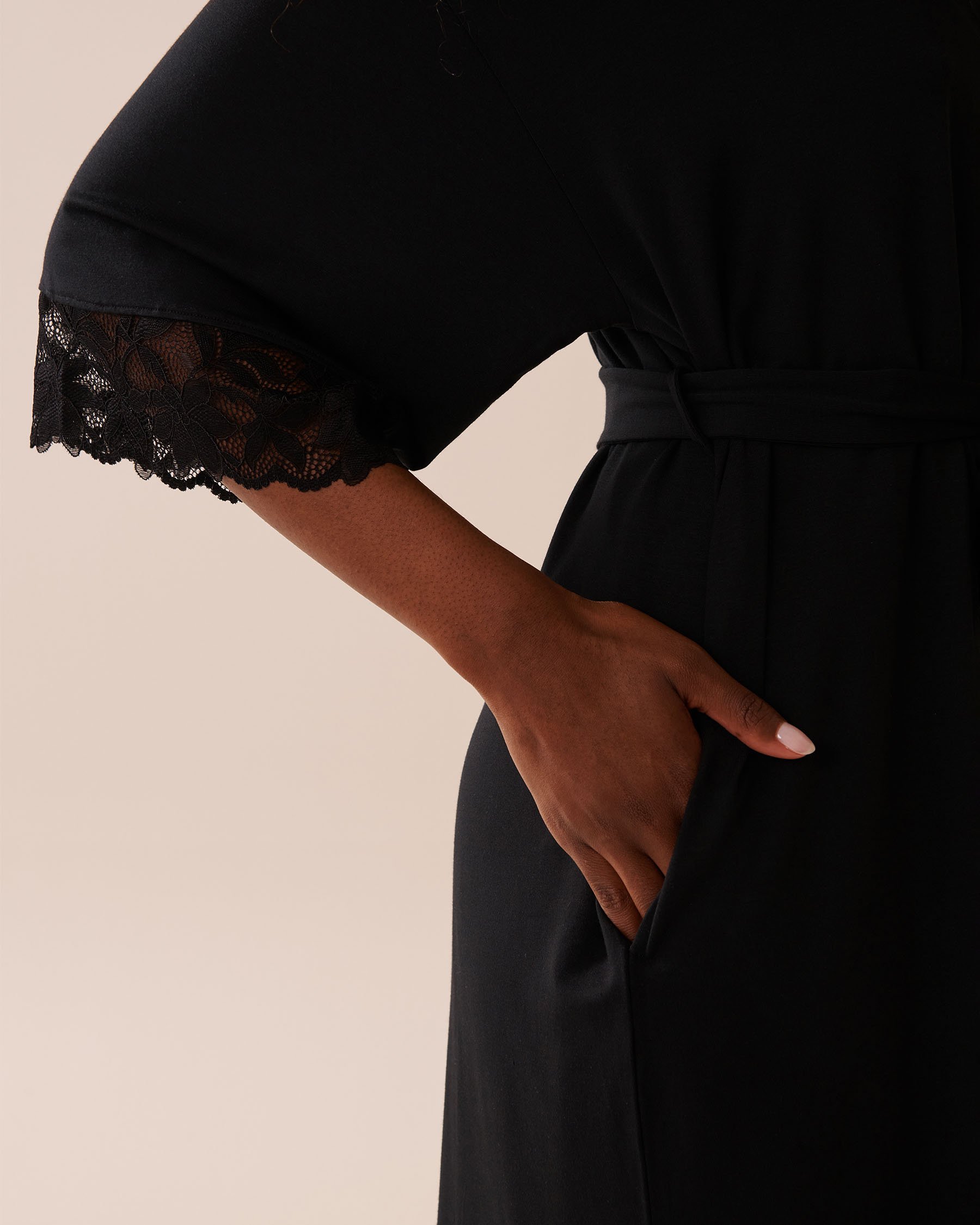 LA VIE EN ROSE Lace Detail Modal Kimono Black 60600100 - View6