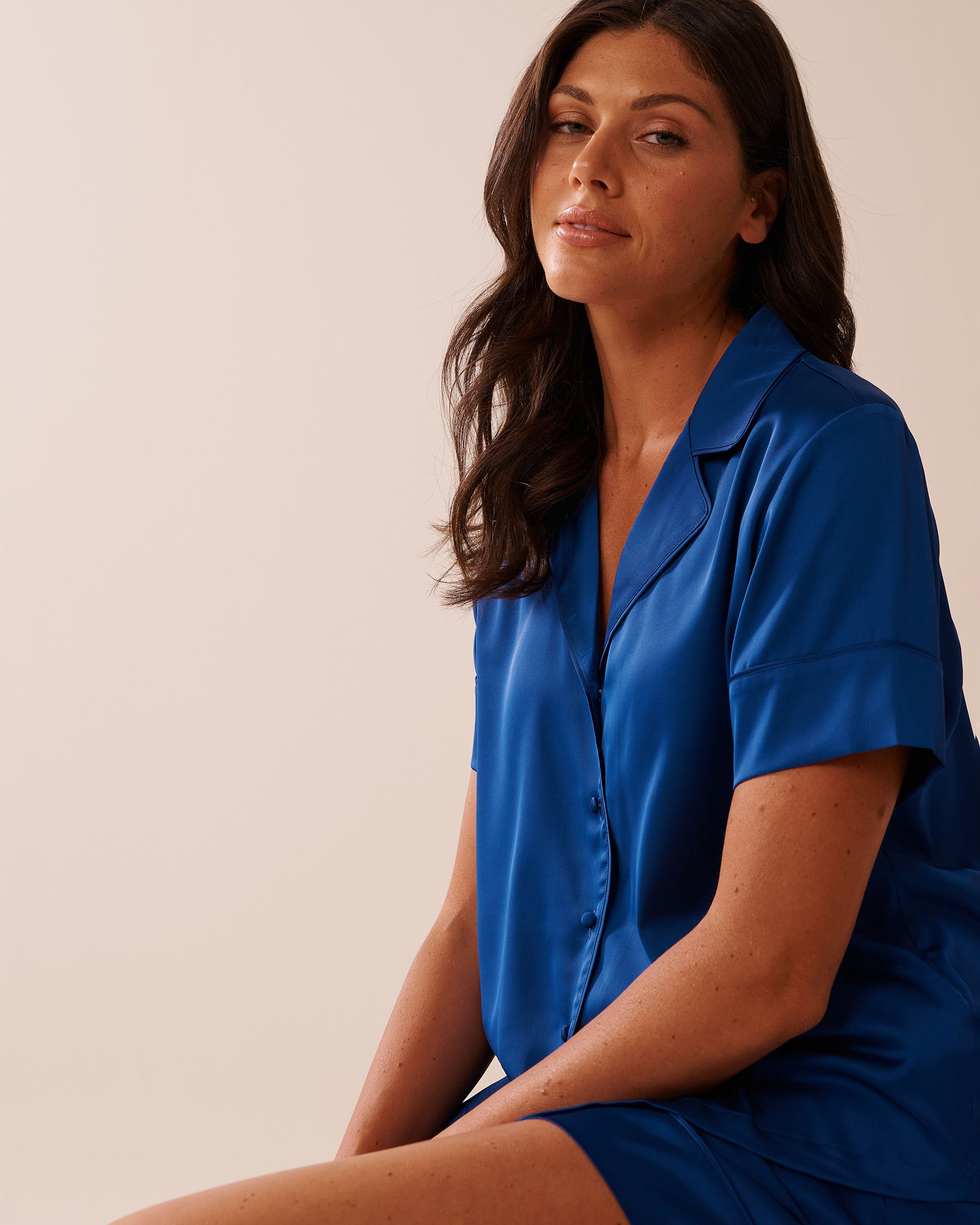 LA VIE EN ROSE Short Sleeve Satin Pajama Set Sapphire Blue 60400058 - View3