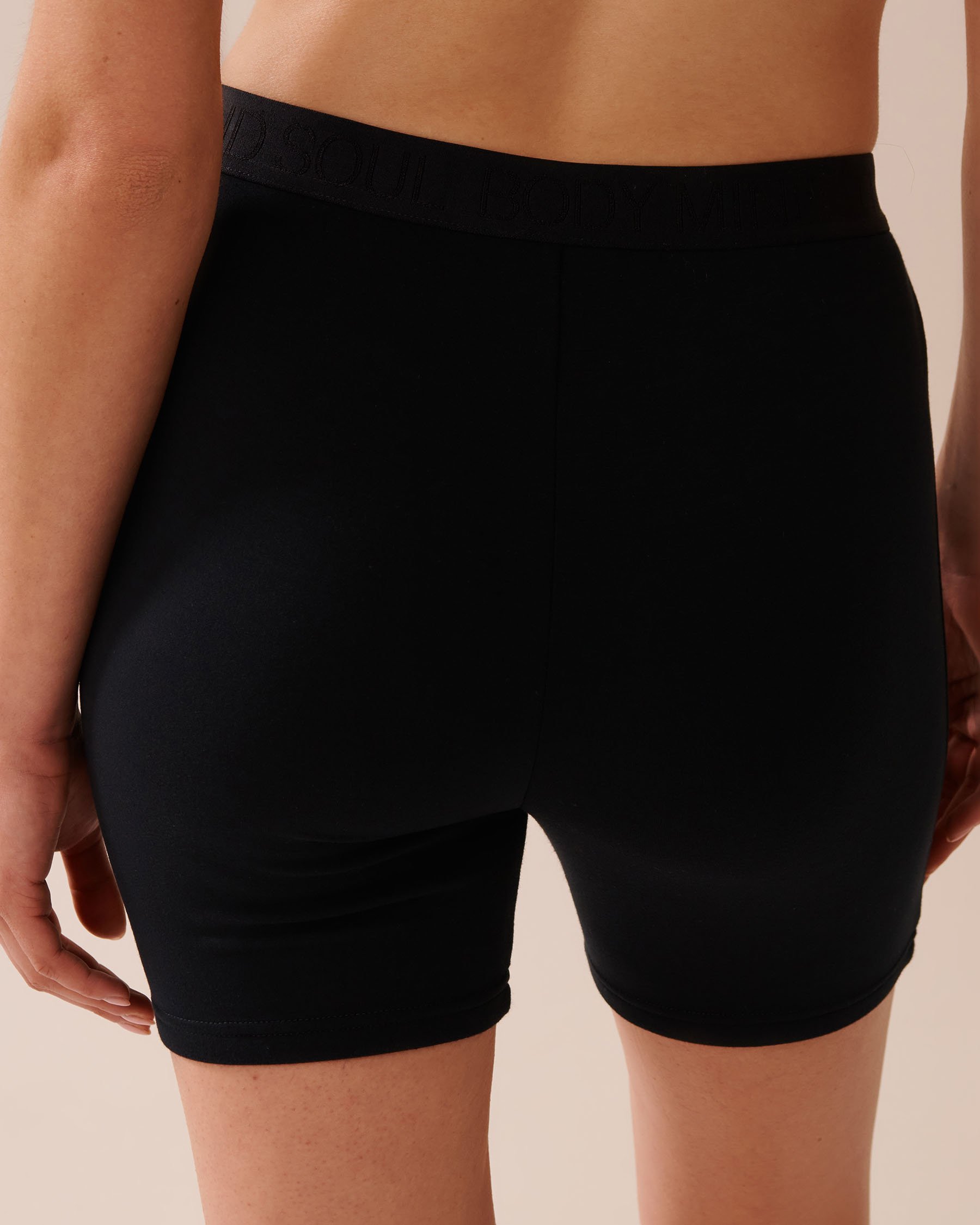 LA VIE EN ROSE Short style biker Noir 50200096 - View2