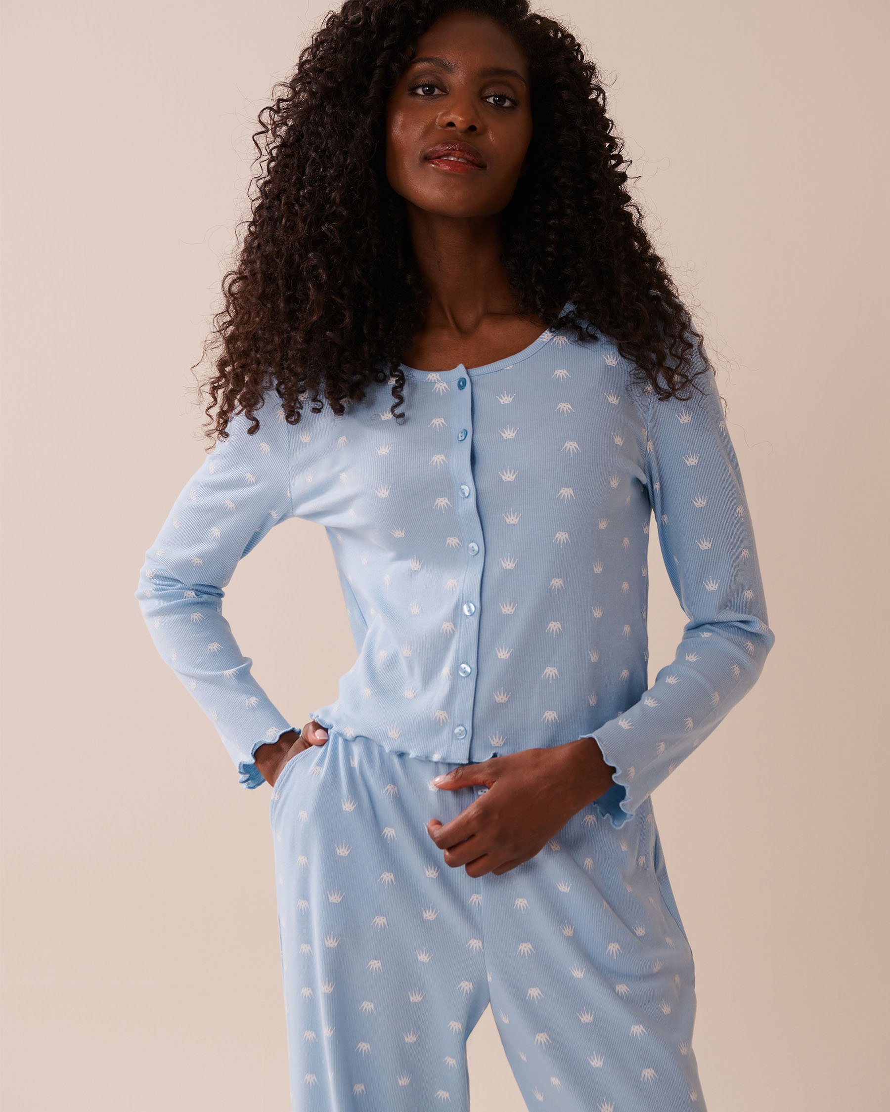 LA VIE EN ROSE Chandail manches longues côtelé imprimé couronnes Bleu pastel/Couronnes 40100759 - Voir3