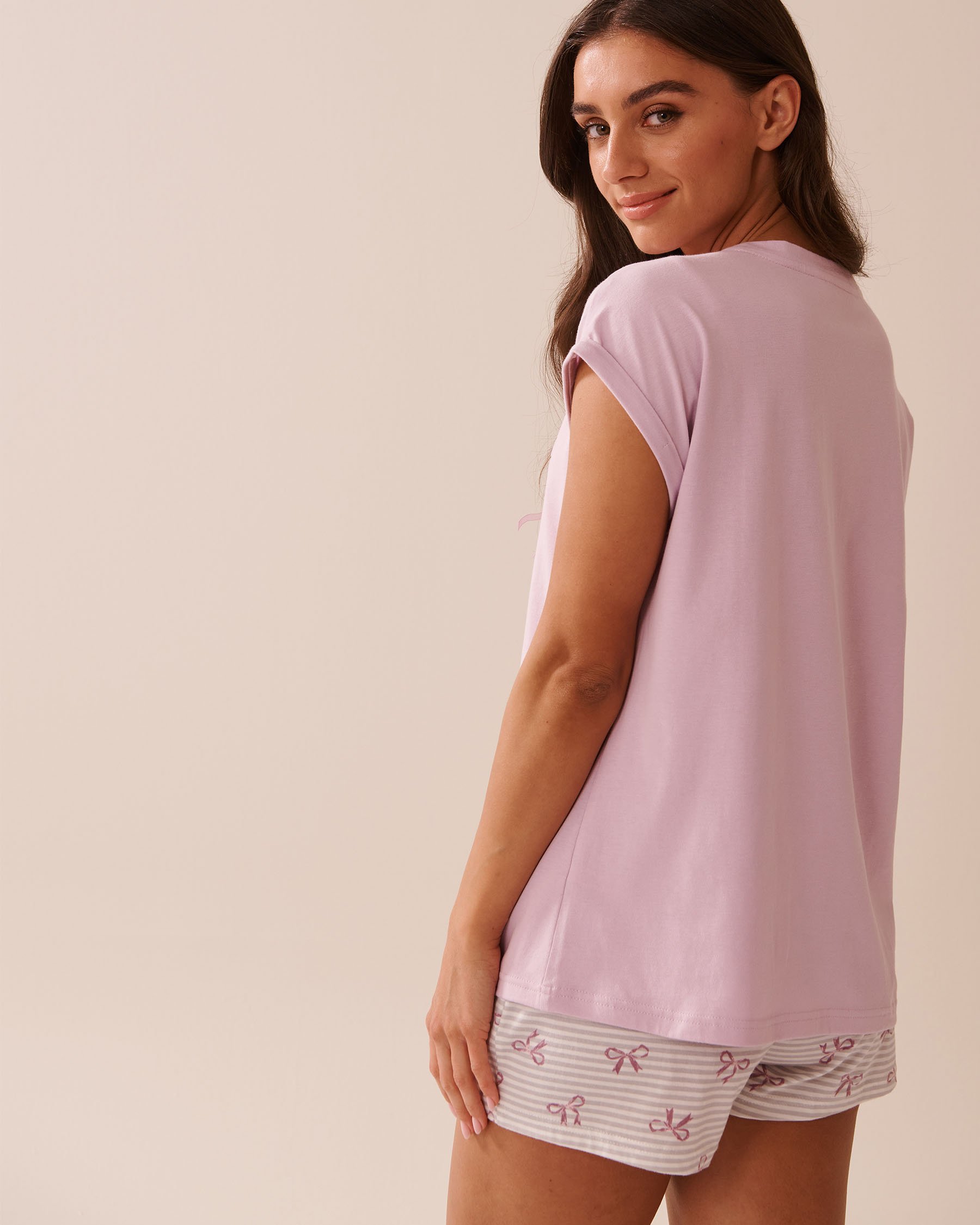 LA VIE EN ROSE Bow Print Cotton Crew Neck T-shirt Lavender Frost 40100767 - View2