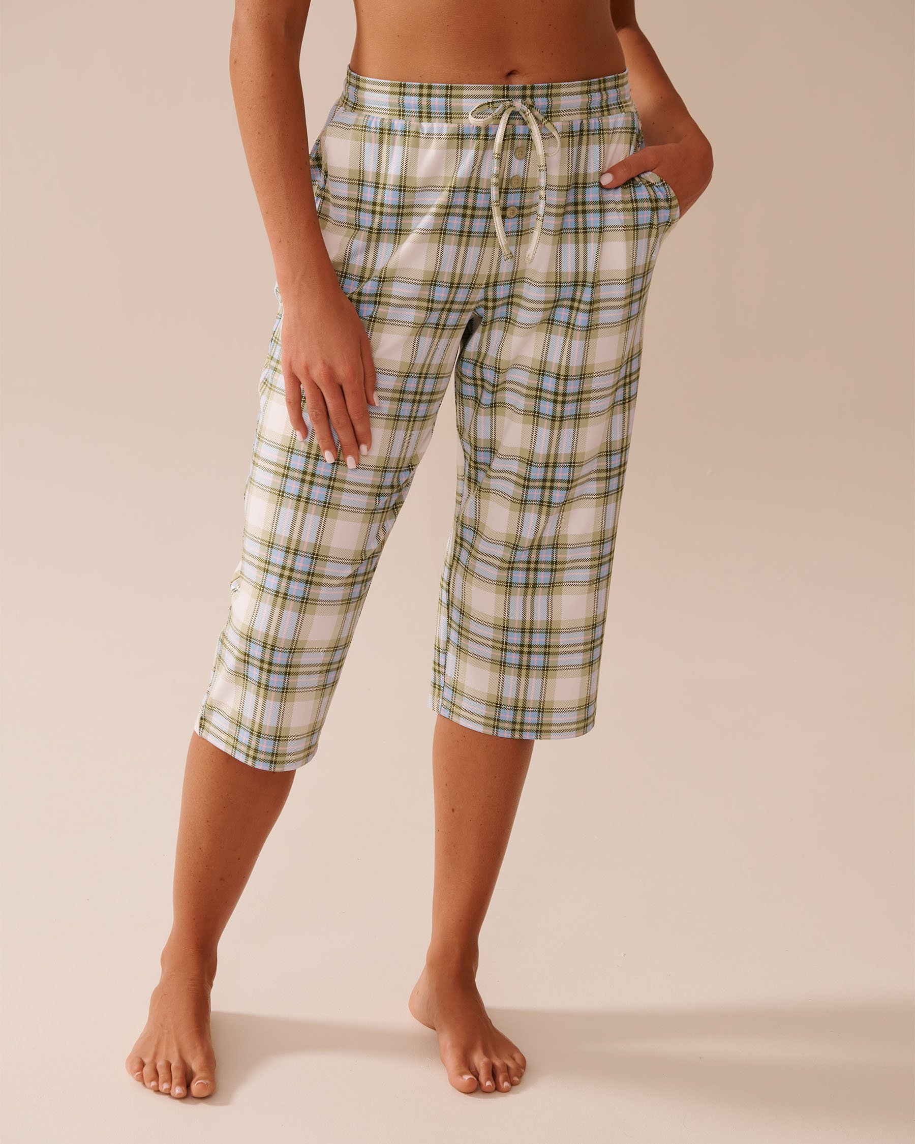 LA VIE EN ROSE Capri de pyjama ultra doux carreaux bleus et verts Carreaux verts et bleus 40200740 - View1