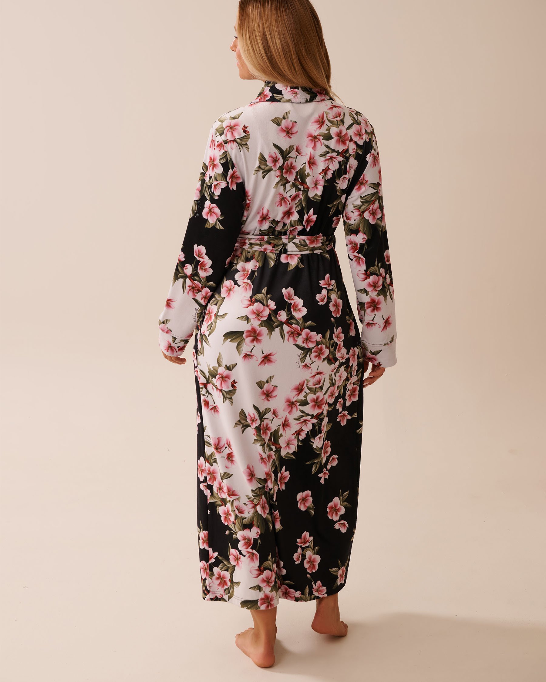 LA VIE EN ROSE Velvety Softness Long Robe Cherry Blossom 40600207 - View2