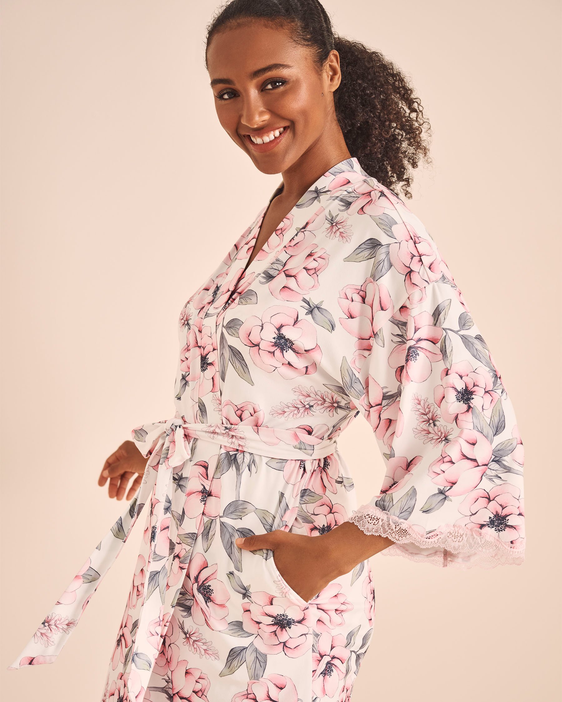 LA VIE EN ROSE Camellia Print Lace Trim Super Soft Kimono Pink Camellias 40600206 - View1