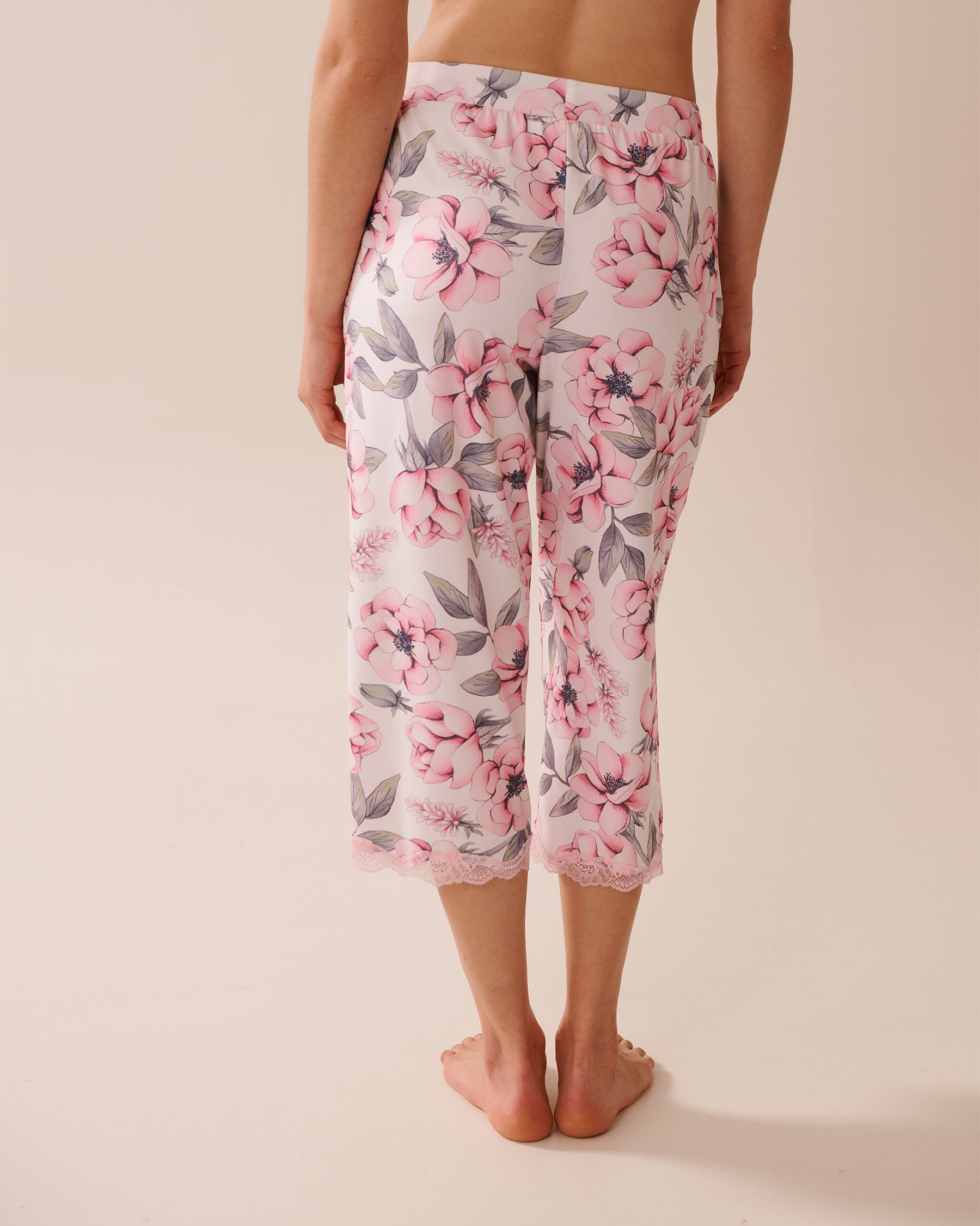 LA VIE EN ROSE Camellia Print Lace Trim Super Soft Pajama Capris Pink Camellias 40200736 - View2