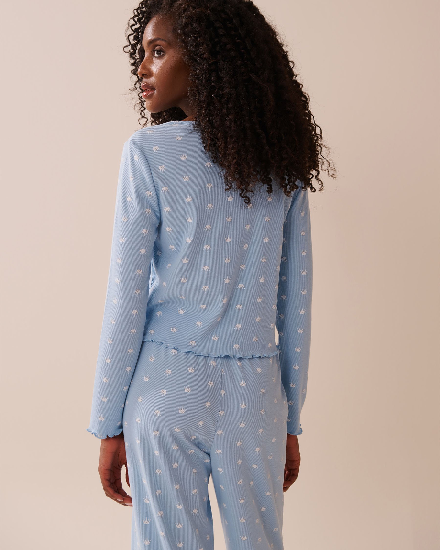 LA VIE EN ROSE Crown Print Ribbed Long Sleeve Shirt Baby Blue/Crowns 40100759 - View4