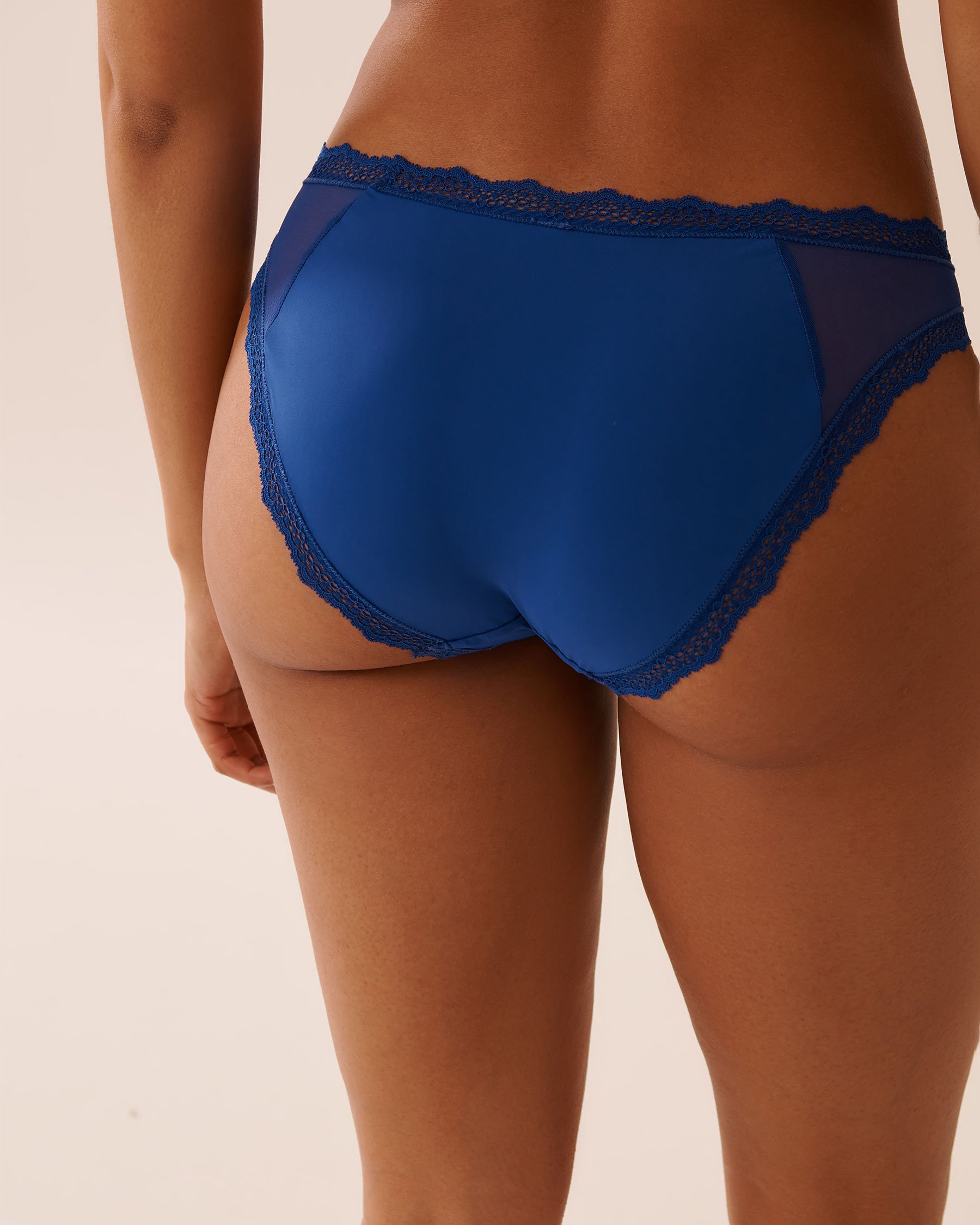 LA VIE EN ROSE Mesh and Lace Trim Bikini Panty Sapphire Blue 20200660 - View2