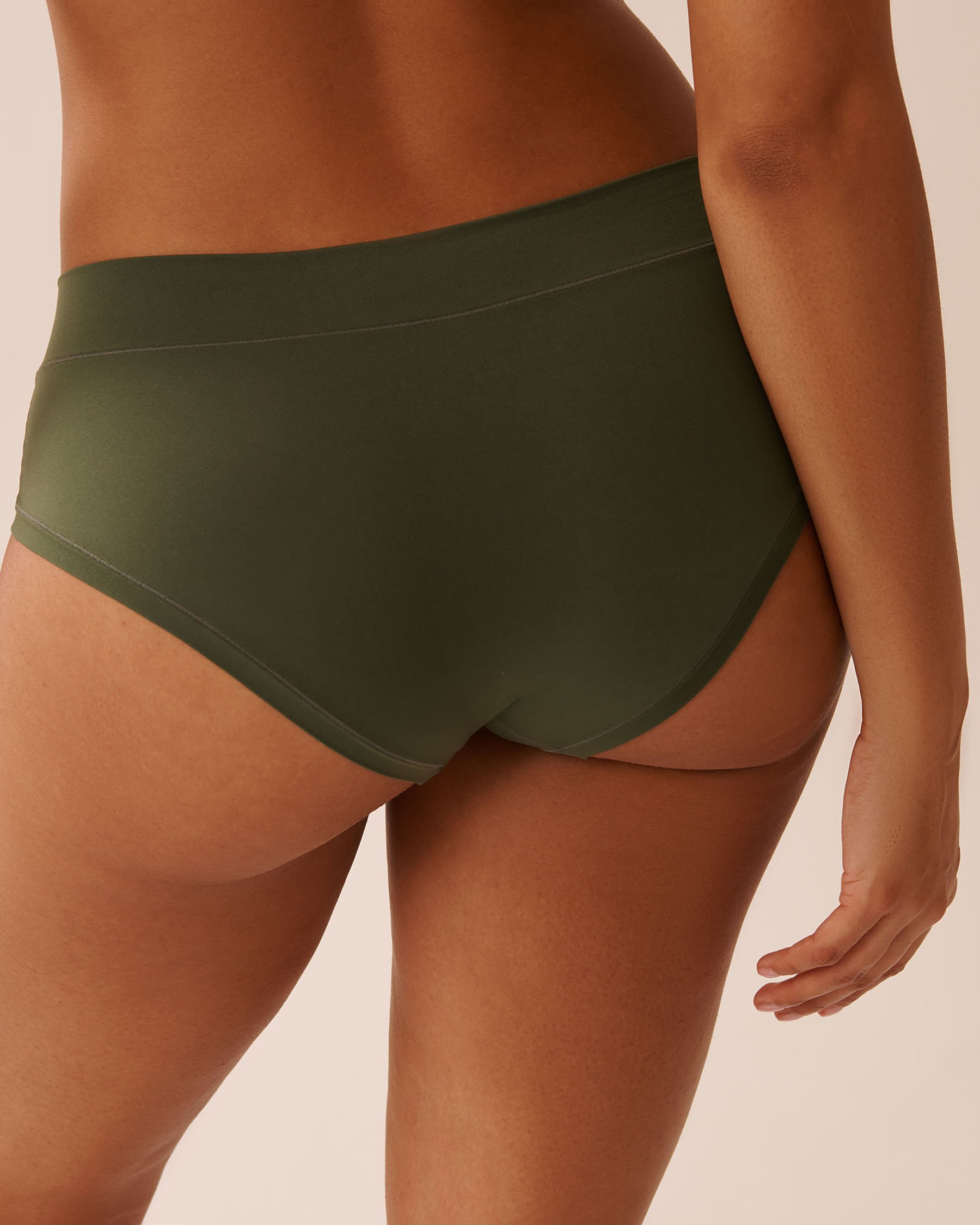 LA VIE EN ROSE Perfect Fit Hiphugger Panty Olive Green 20200673 - View2