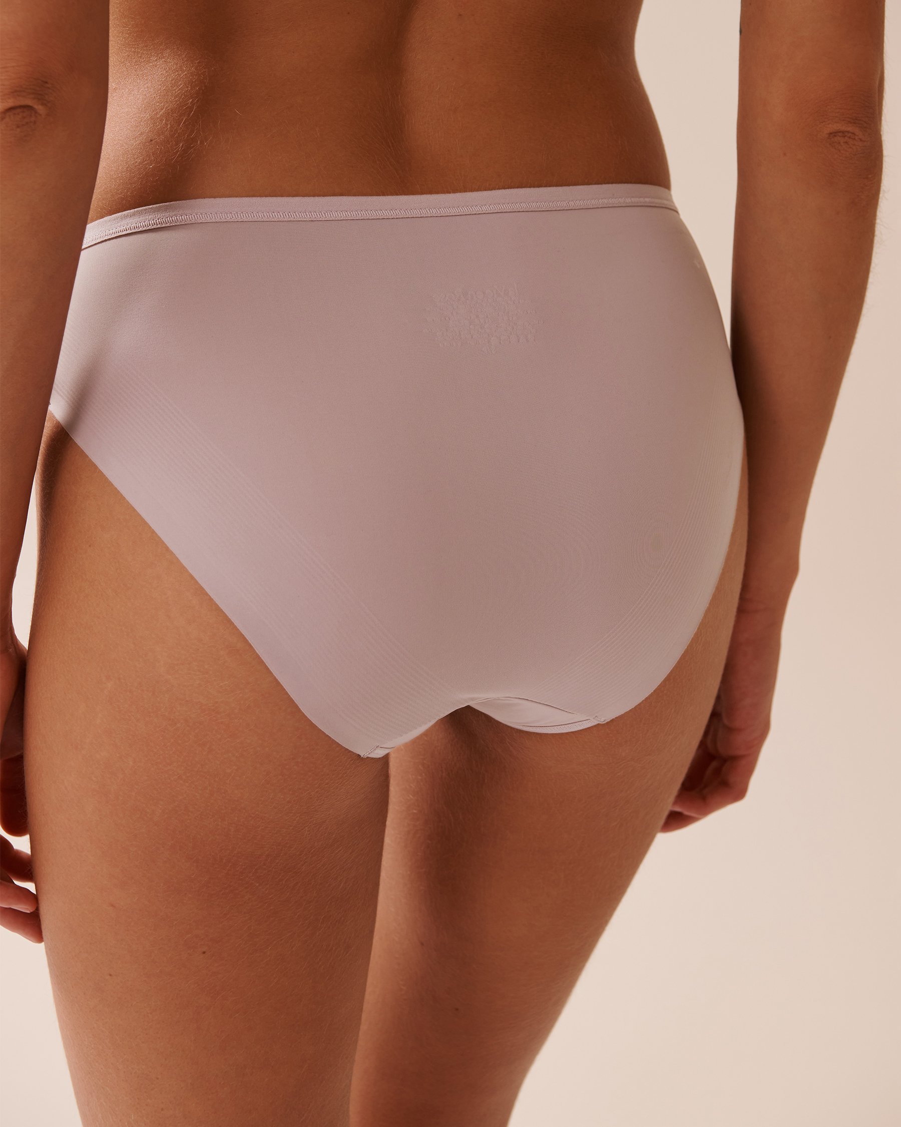 LA VIE EN ROSE Microfiber Sleek Back Bikini Panty Pinkish Grey 20300426 - View2