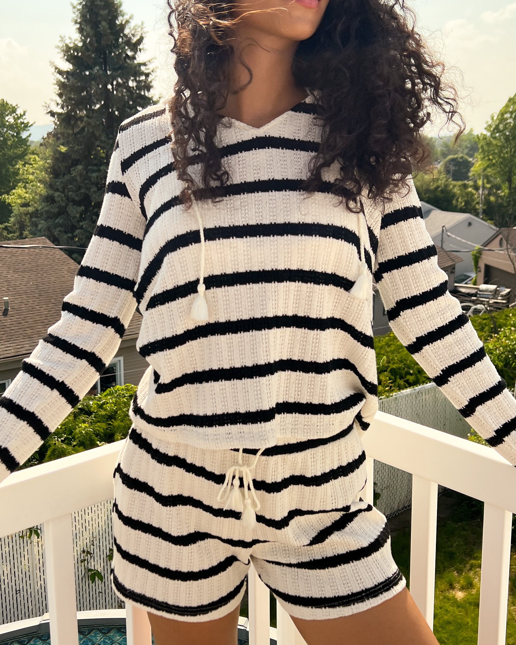 LA VIE EN ROSE AQUA Hooded Tricot Tunic Black & White Stripes 80100033 - View7