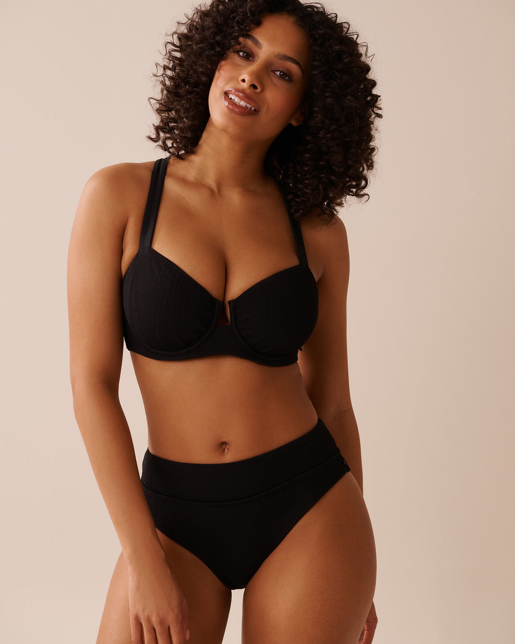 LA VIE EN ROSE AQUA SOLID Textured D Cup Balconette Bikini Top Black 70200186 - View5