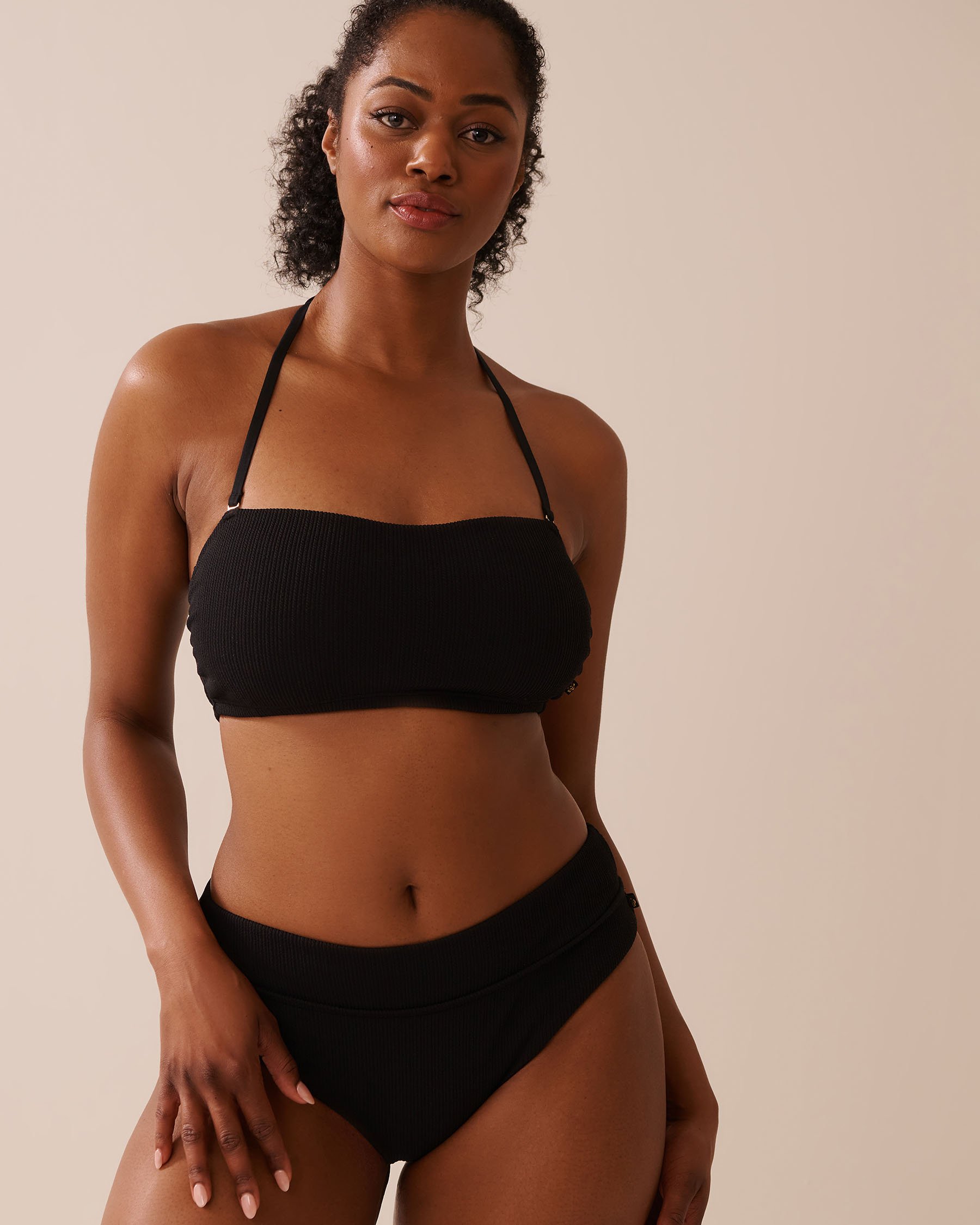 LA VIE EN ROSE AQUA SOLID Textured Bandeau Bikini Top Black 70100814 - View2