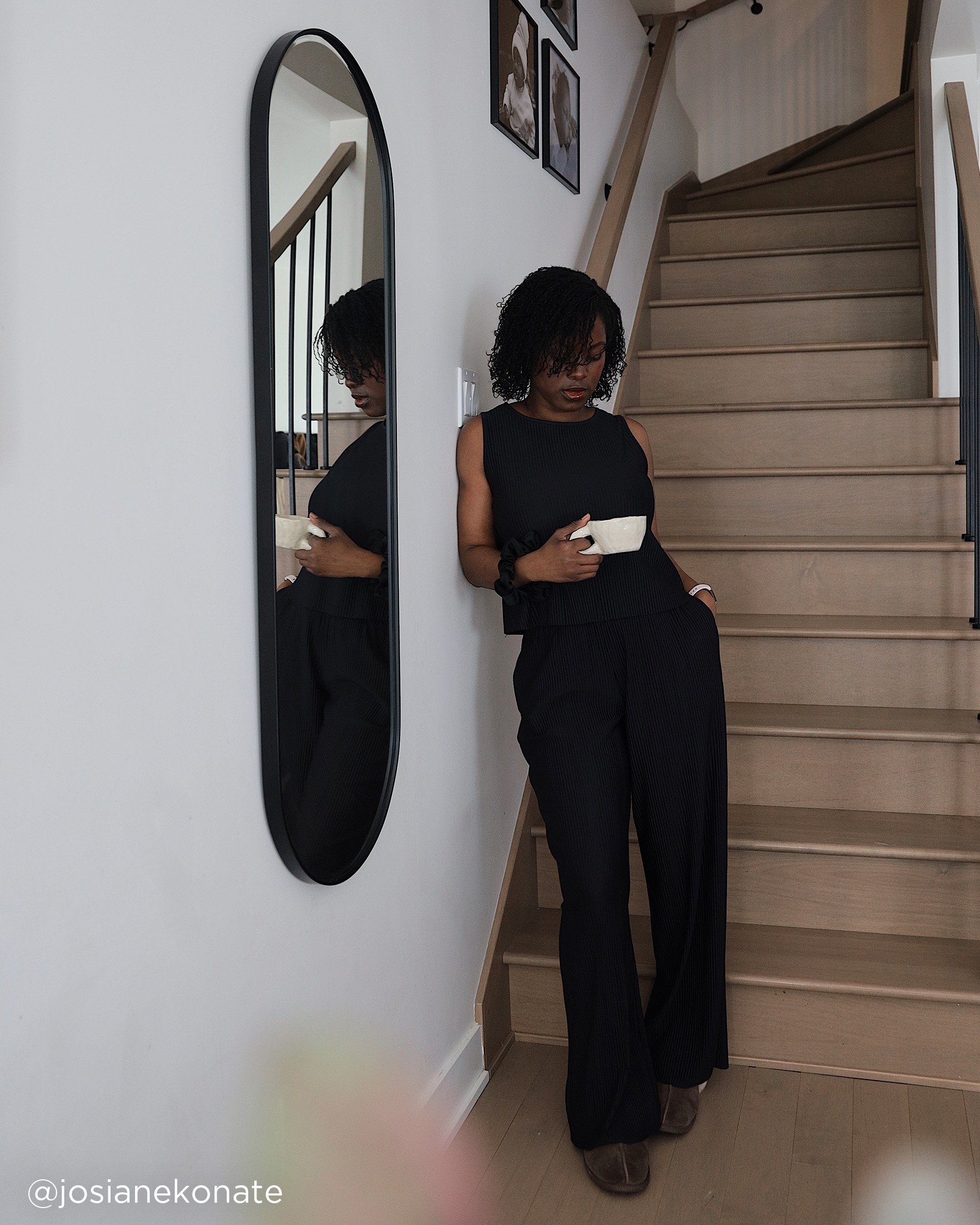 LA VIE EN ROSE Lightweight Pleated Effect Cami Black 50100104 - View4