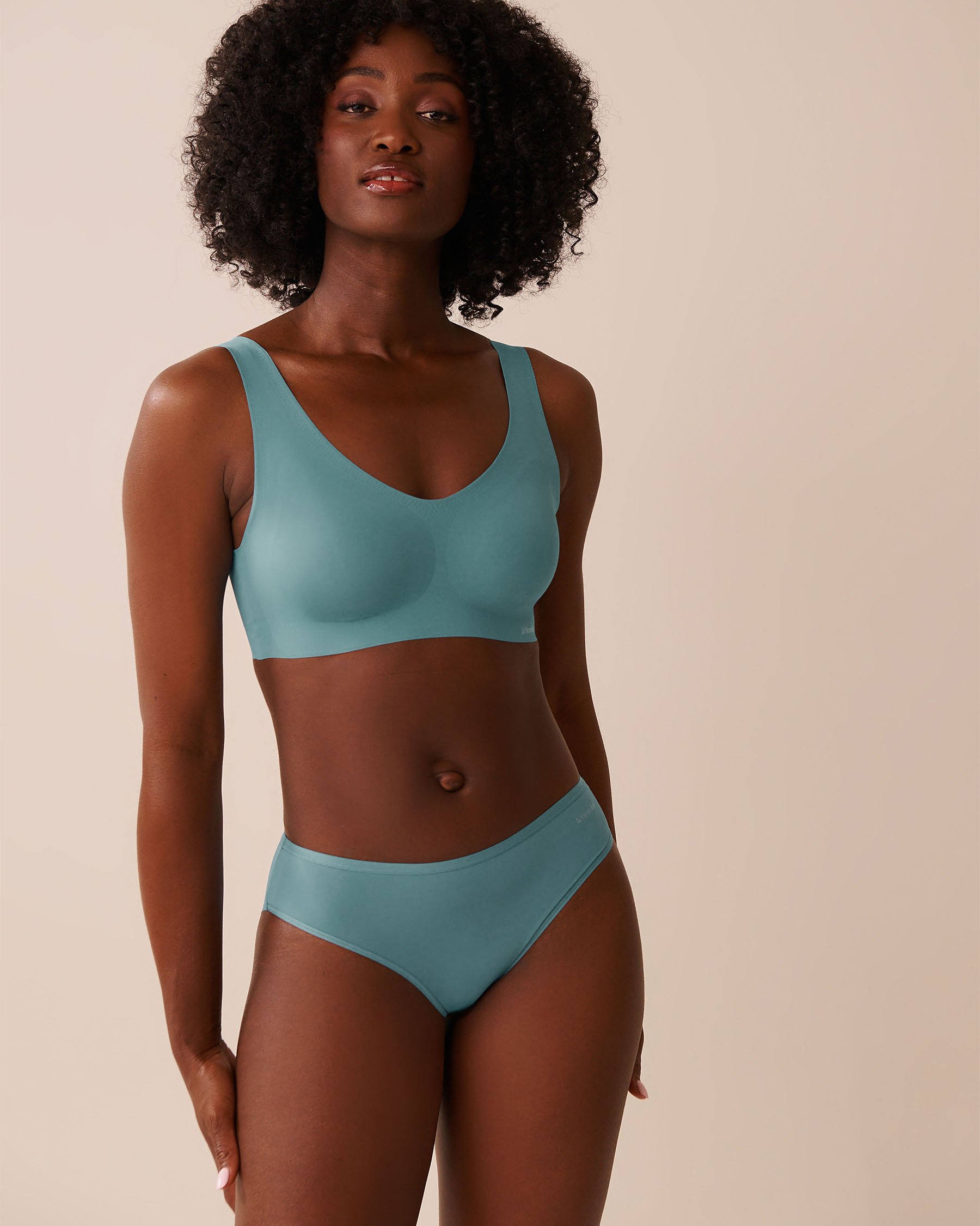 LA VIE EN ROSE Push-up Lounge Tank Bra Teal Blue 10300207 - View1