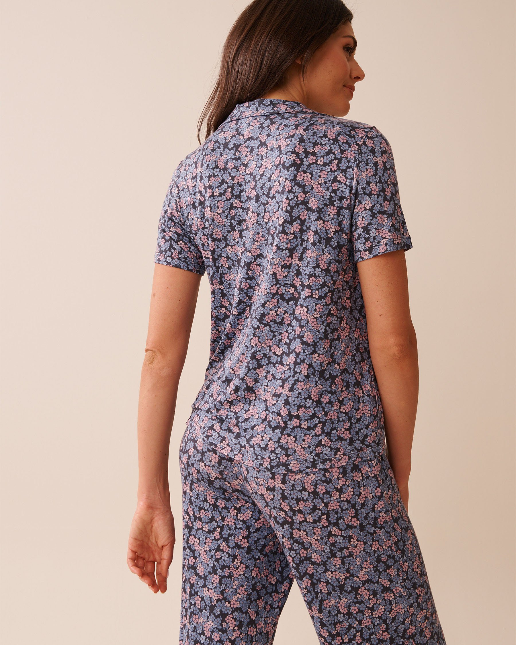 LA VIE EN ROSE Ditsy Floral Print Soft Jersey Short Sleeve Button-down Shirt Mauve Floral 60100158 - View2