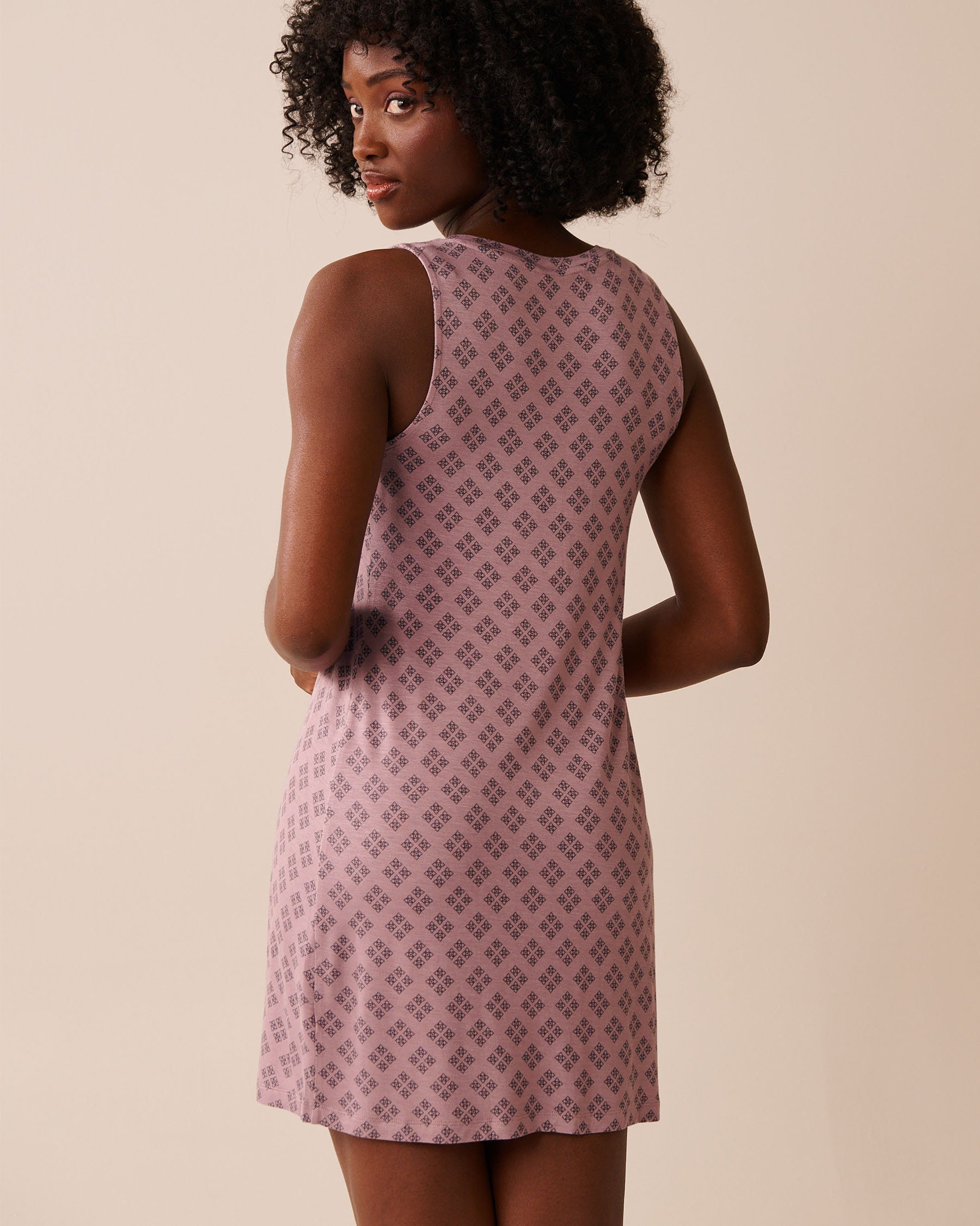 LA VIE EN ROSE Geo Print Soft Jersey Nightie Mauve Pink Geo 60500208 - View2