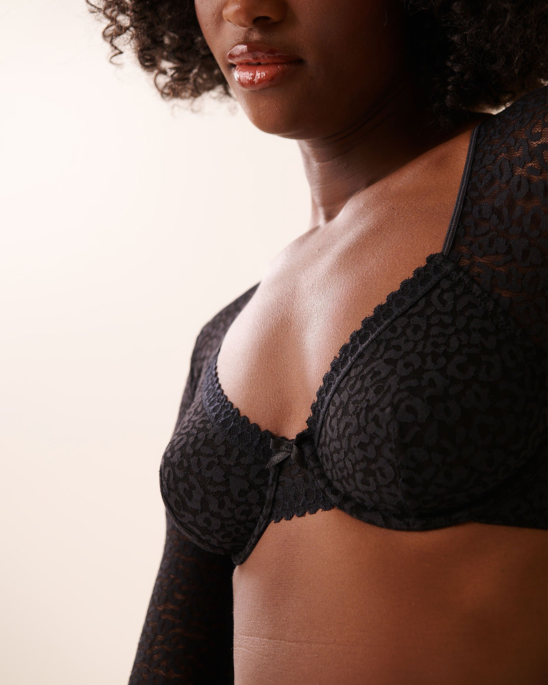 LA VIE EN ROSE Long-Sleeve Leopard Lace 2-piece Set Black 60400059 - View3