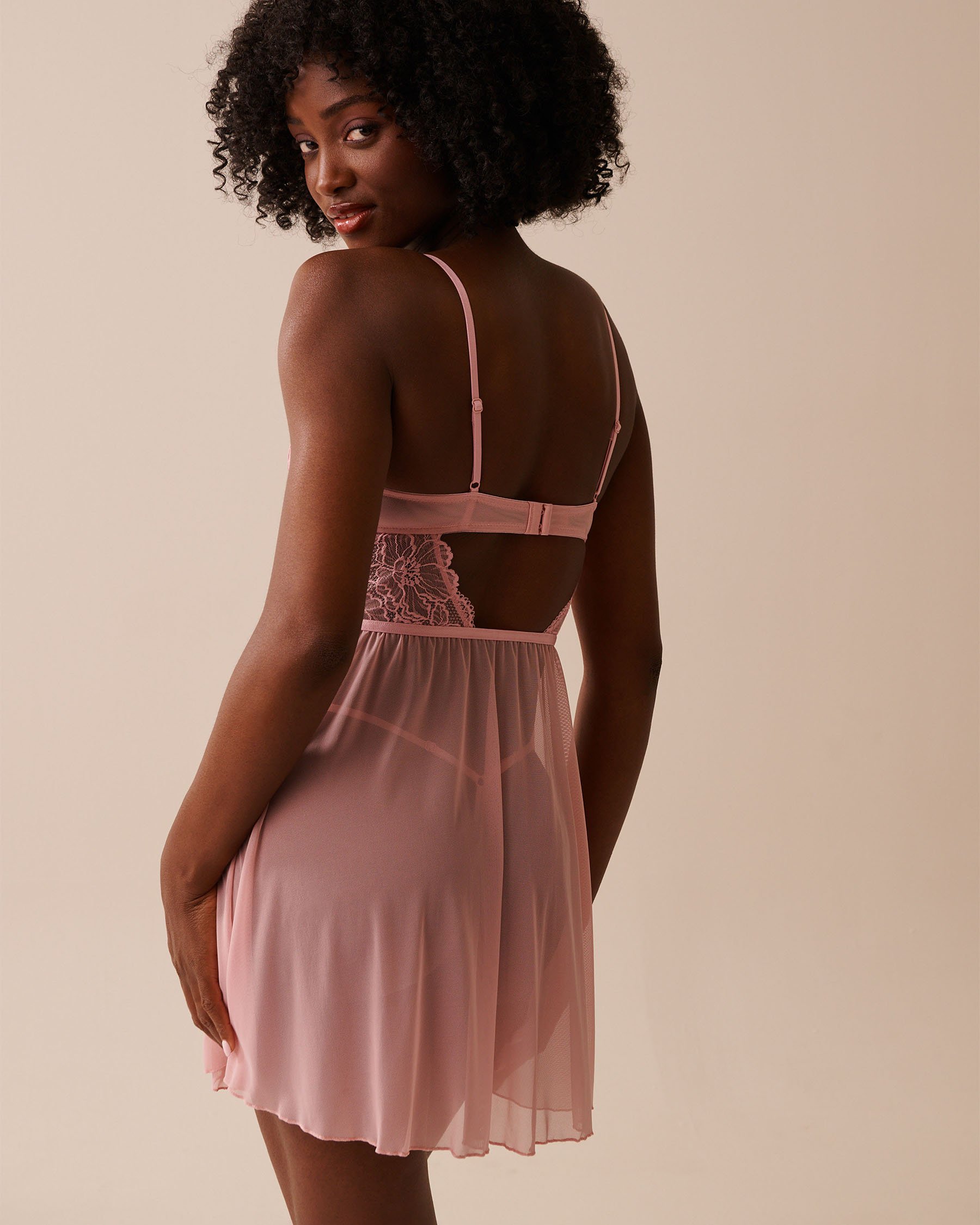 LA VIE EN ROSE Open-Front Lace and Mesh Nightie Blush Pink 60500206 - View2