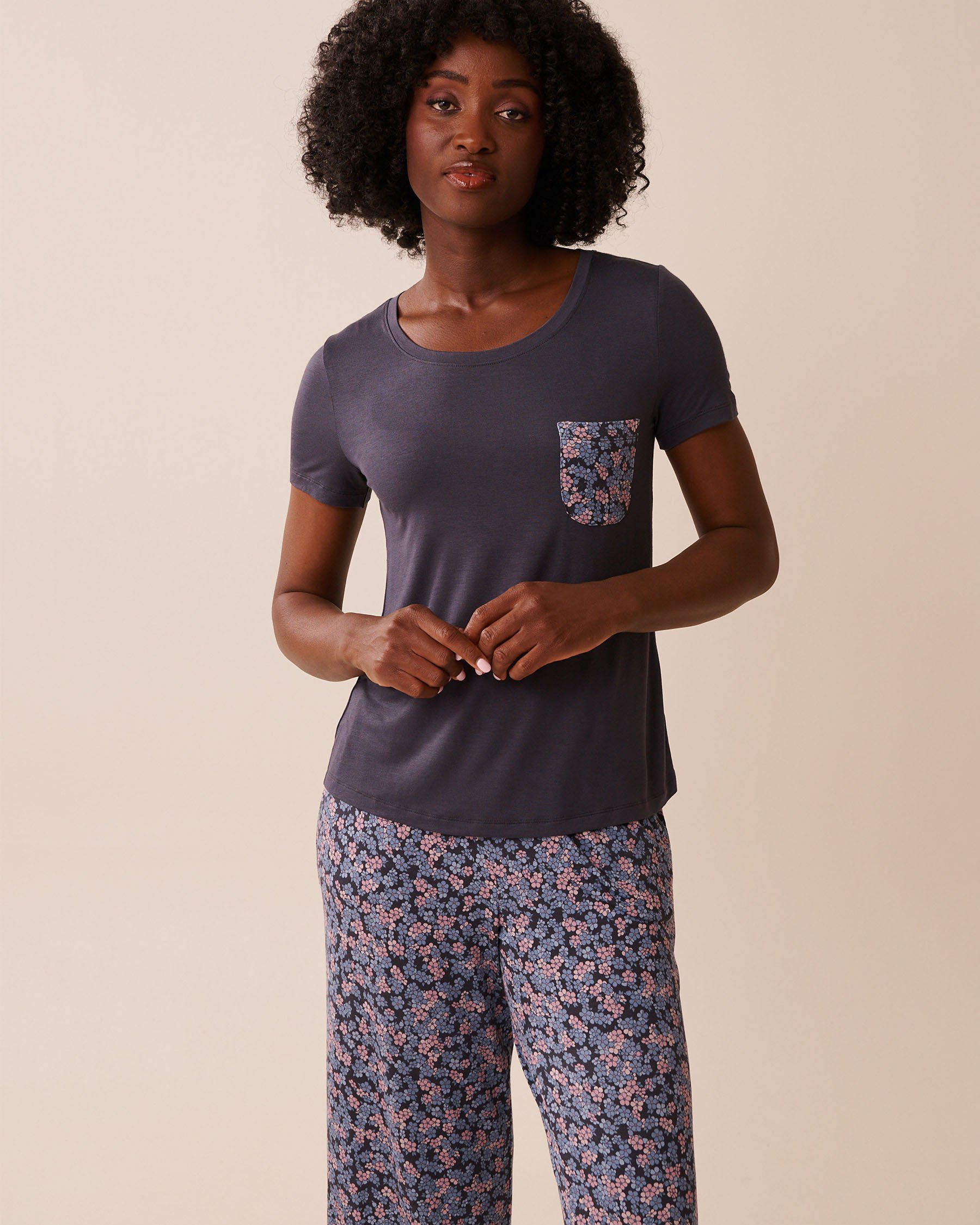 LA VIE EN ROSE Soft Jersey Crew Neck T-shirt Anthracite 60100159 - View1