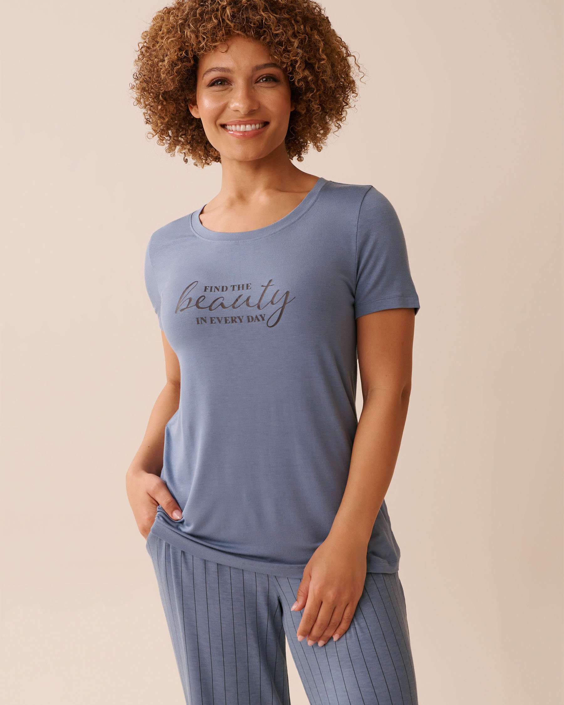 LA VIE EN ROSE Soft Jersey Crew Neck T-shirt Cloudy Blue 60100159 - View2