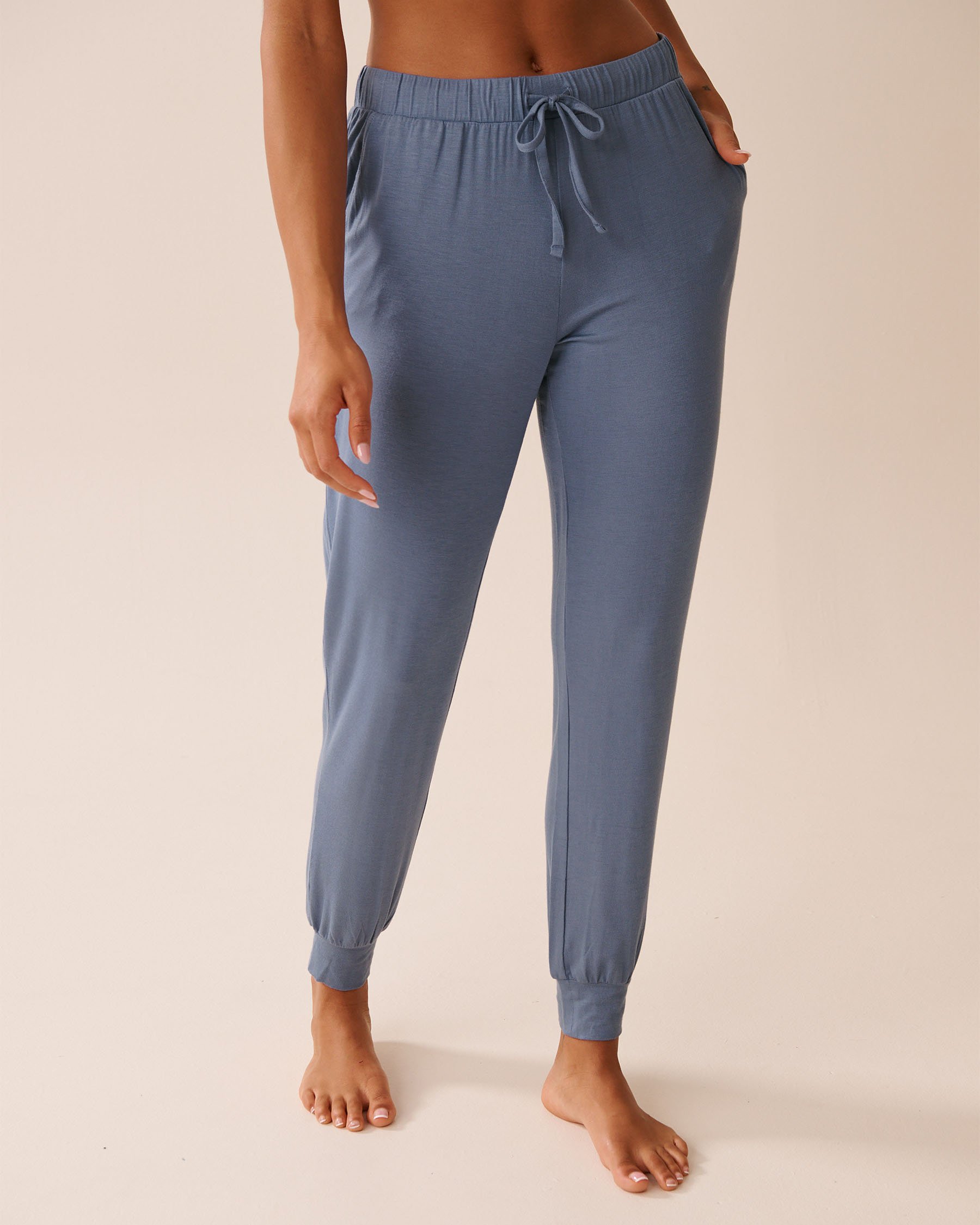 LA VIE EN ROSE Pantalon de pyjama jogger en jersey doux Bleu nuageux 60200153 - Voir1