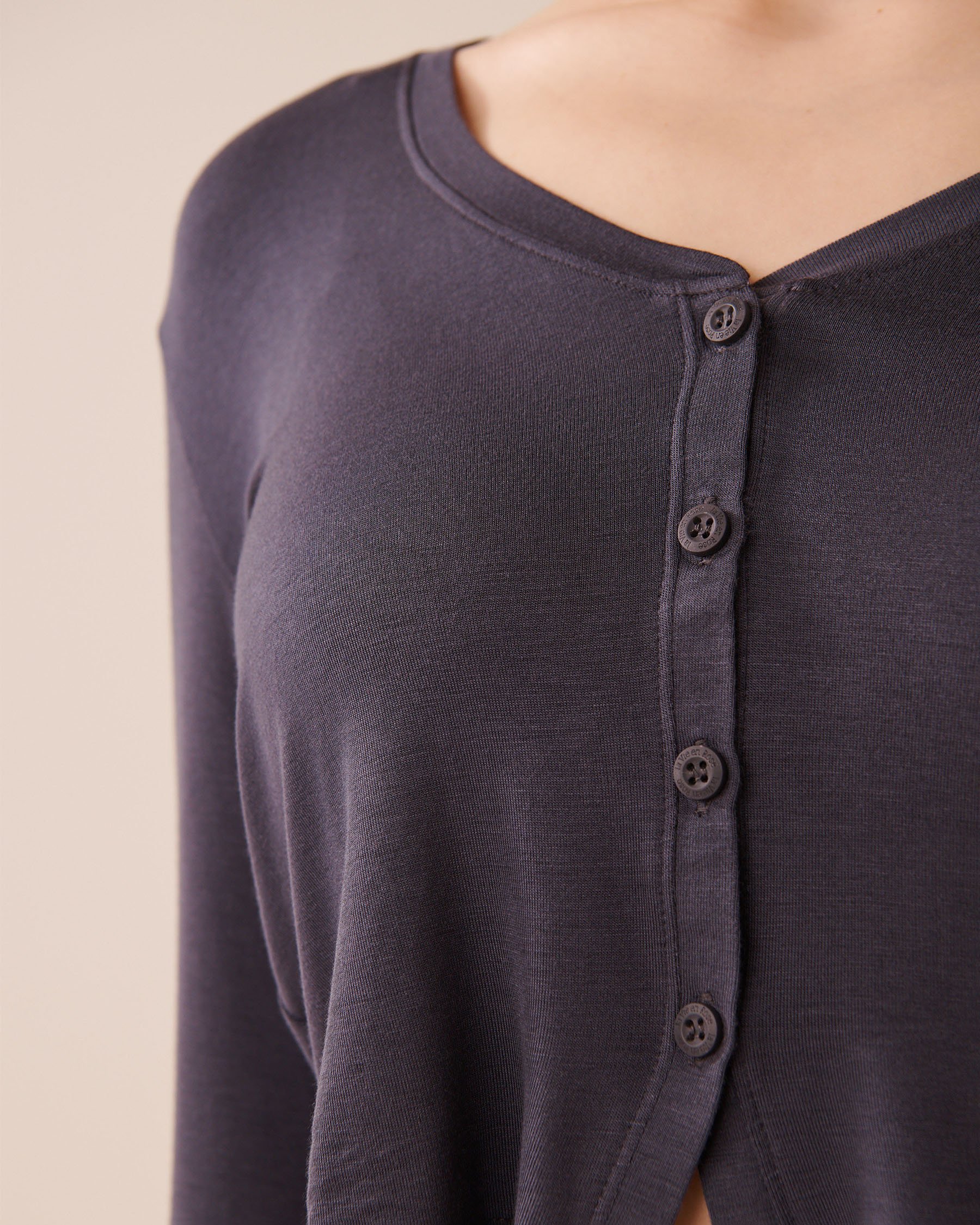 LA VIE EN ROSE Soft Jersey Long Sleeve Crop Top Anthracite 60100157 - View4