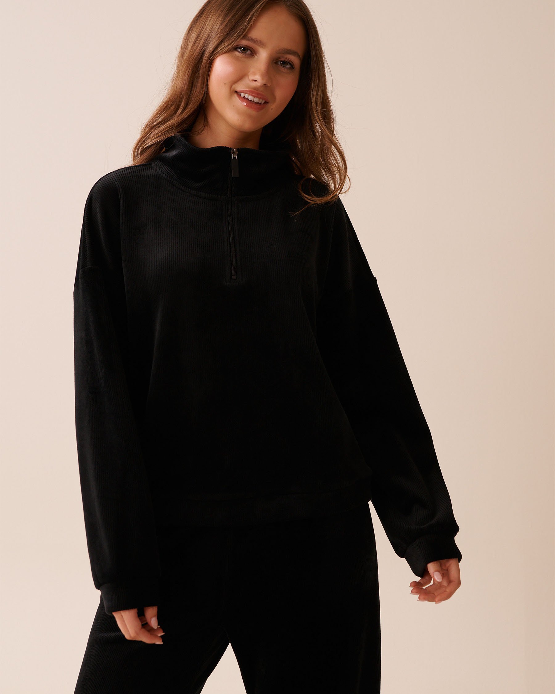 LA VIE EN ROSE Chandail demi-zip épais en tissu côtelé Noir 50100115 - Voir1