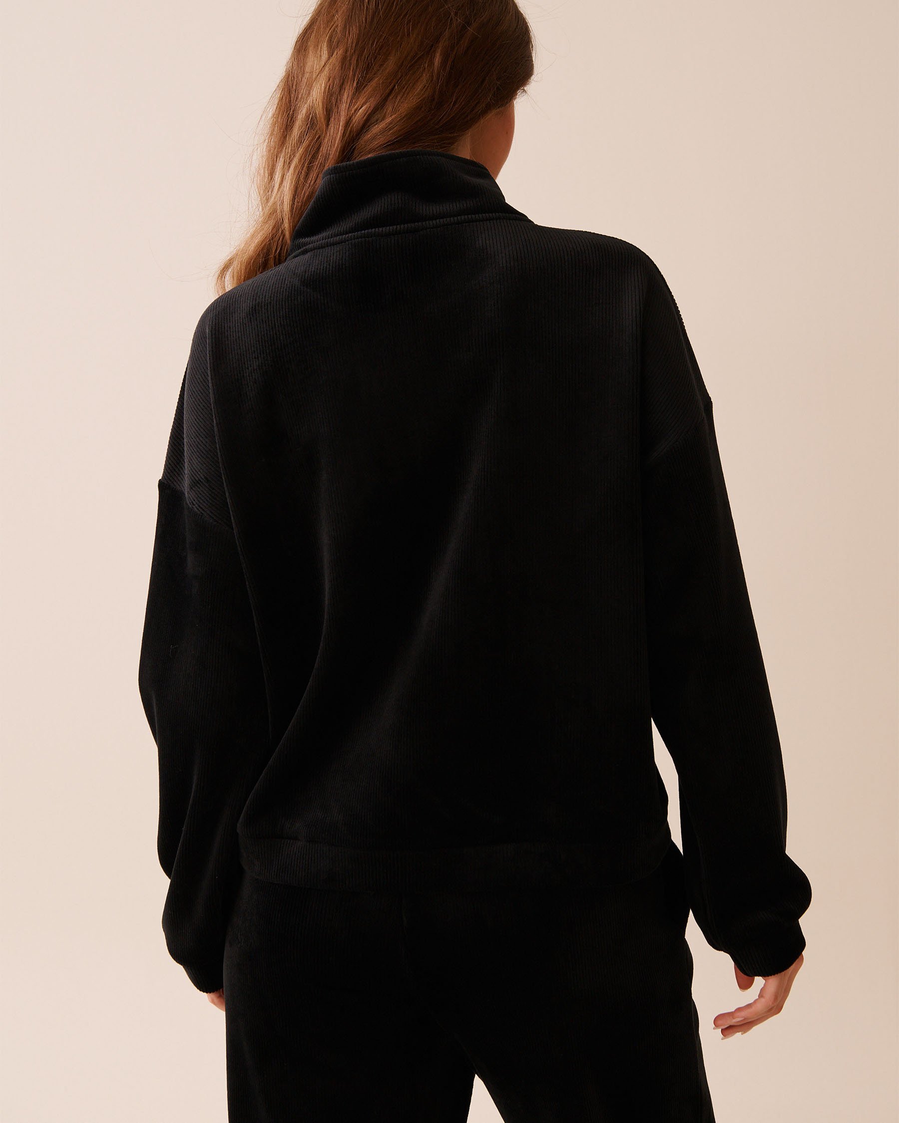 LA VIE EN ROSE Chandail demi-zip épais en tissu côtelé Noir 50100115 - Voir2
