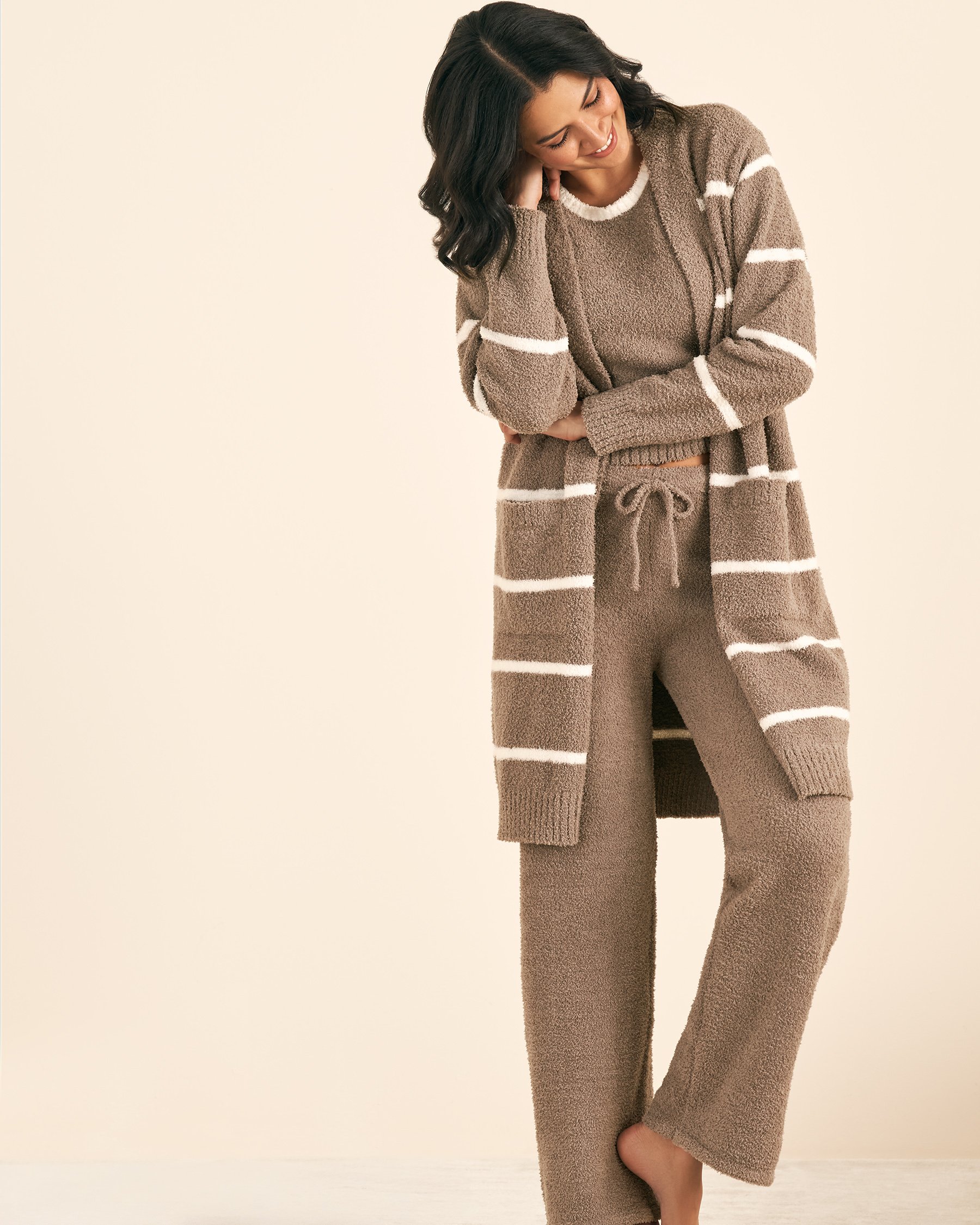 LA VIE EN ROSE Cardigan long en chenille Rayures brunes et blanches 50500016 - View1