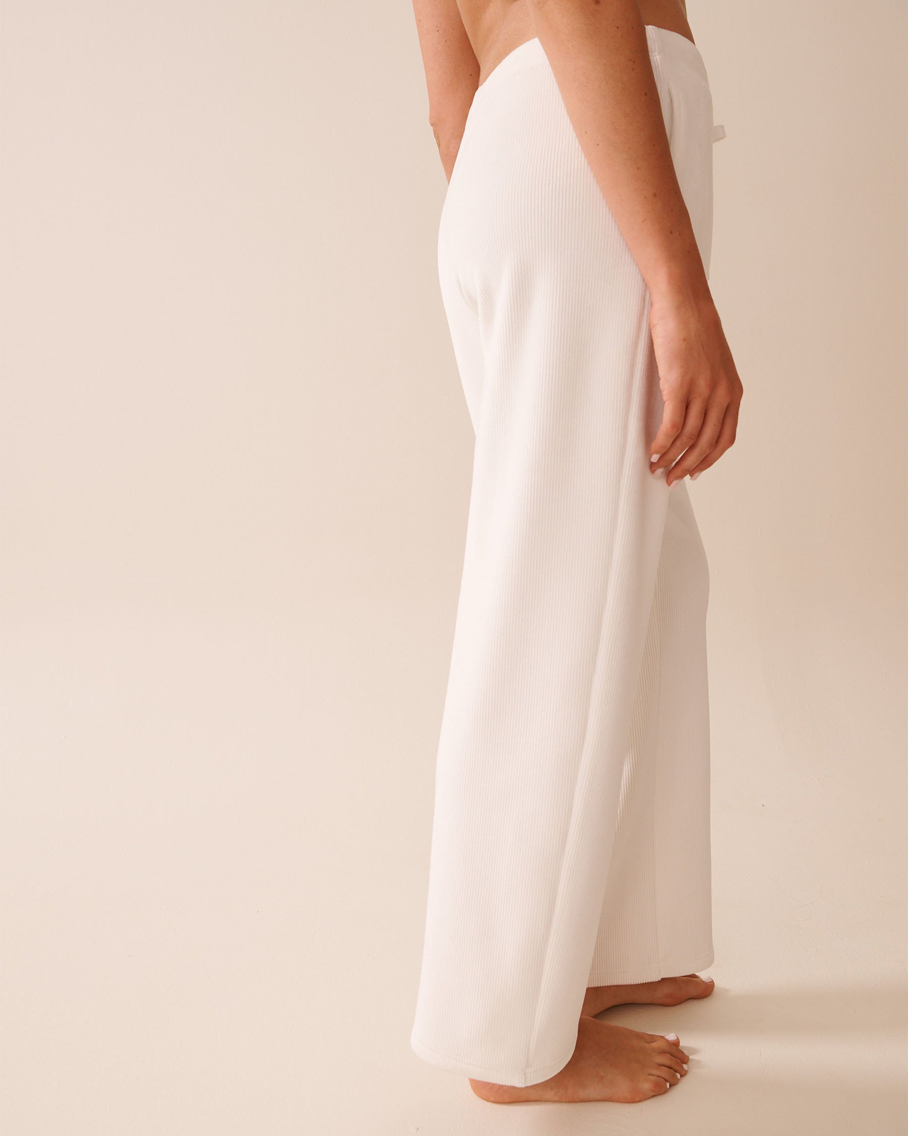 LA VIE EN ROSE Pantalon épais en tissu côtelé Blanc 50200104 - View2